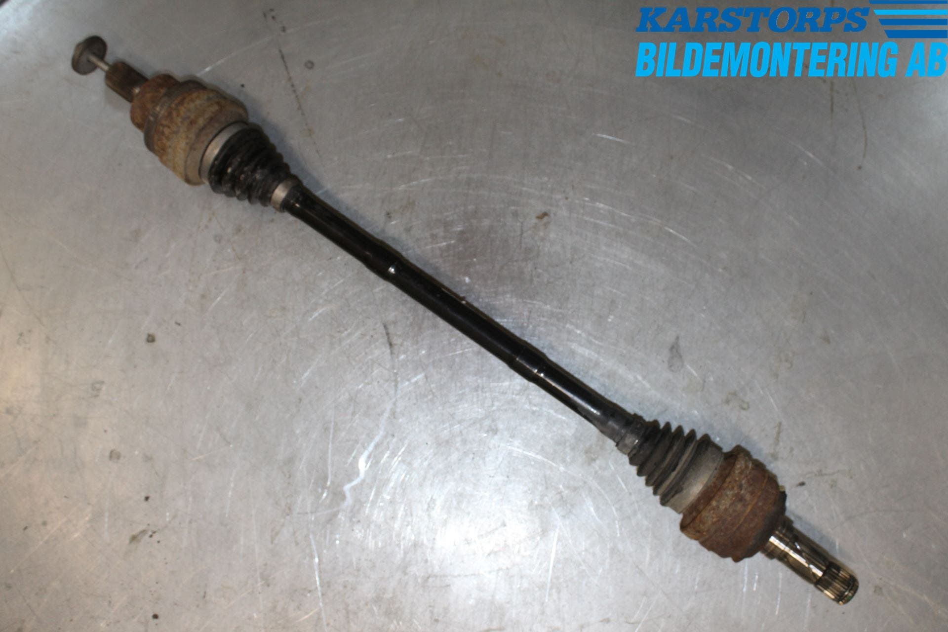 Volvo XC60 09-13 Drivaxel Bak Höger