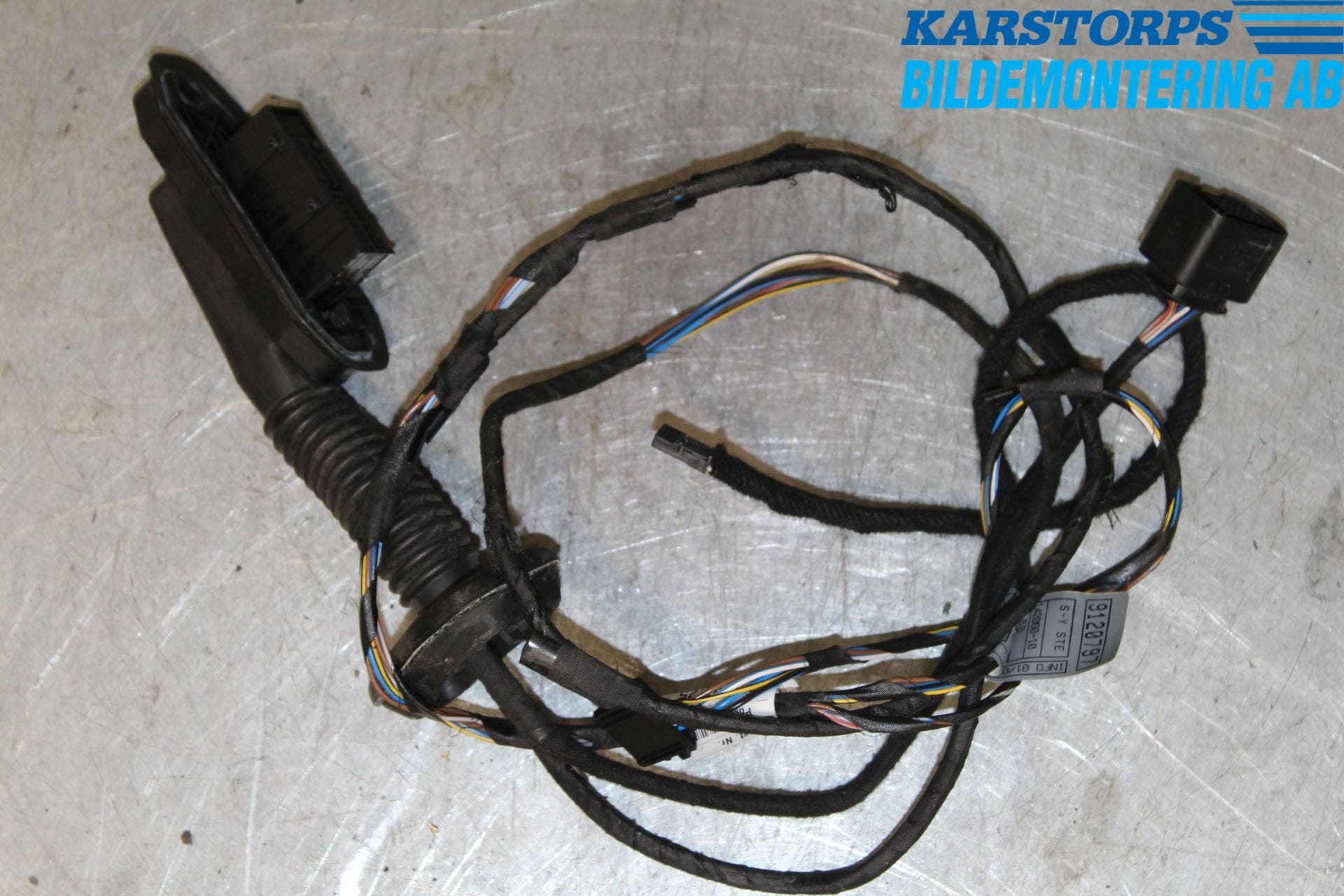 BMW 5 E60/61 Sed/Tou 02-10 Kabelhärva