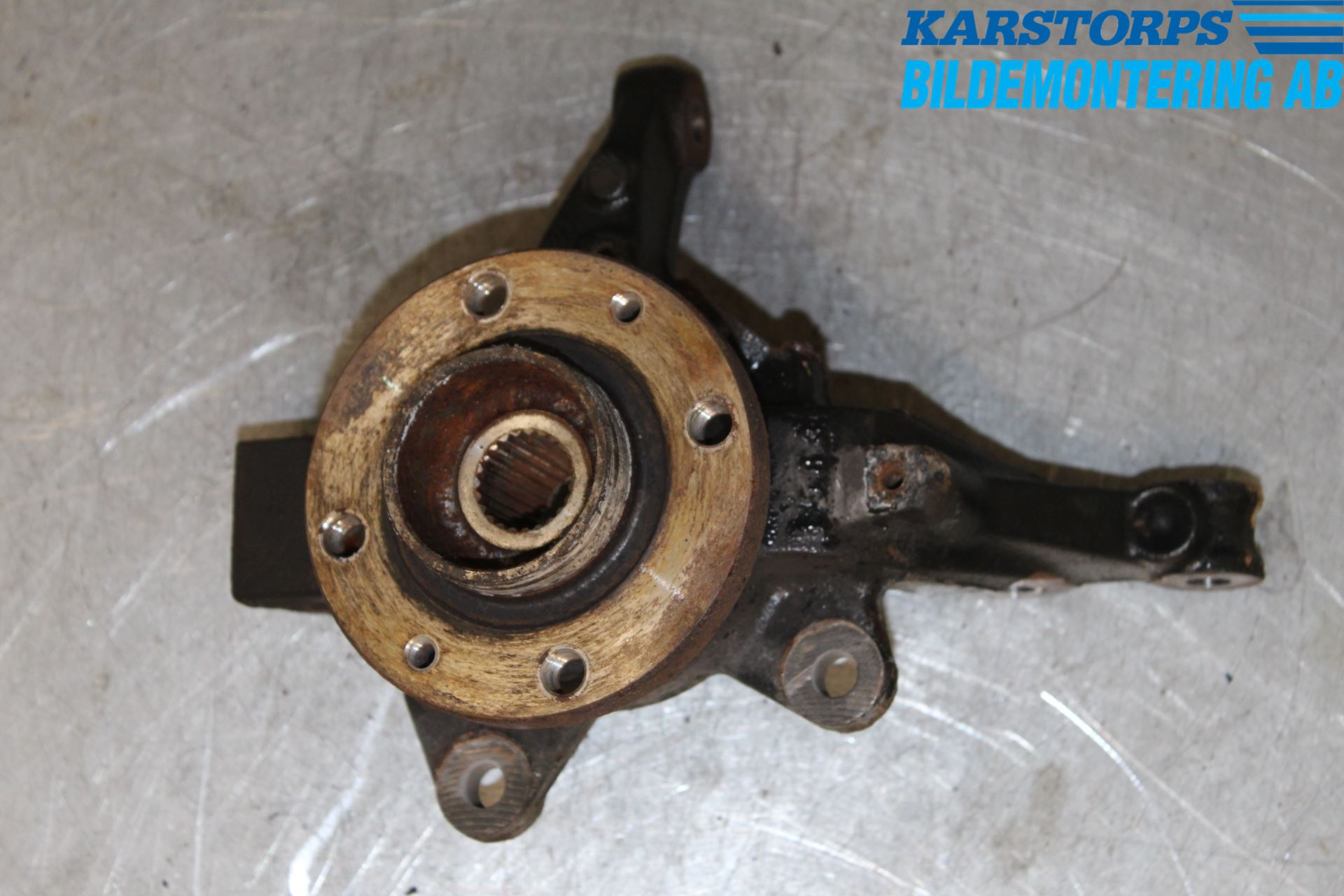 Renault CLIO IV 12-16 Styrspindel Lagerhus Hö
