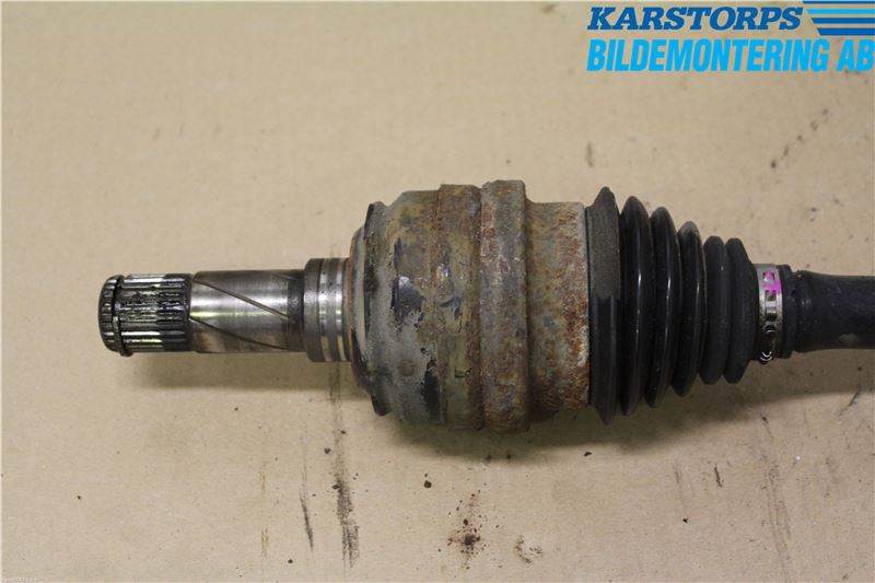 Volvo XC70 01-04 Drivaxel Bak Vänster