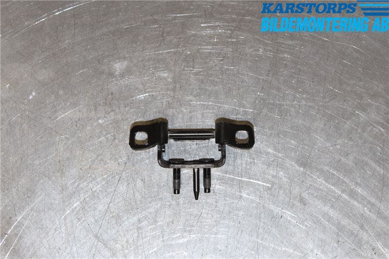 Volvo XC60 09-13 Bakluckegångjärn Vä