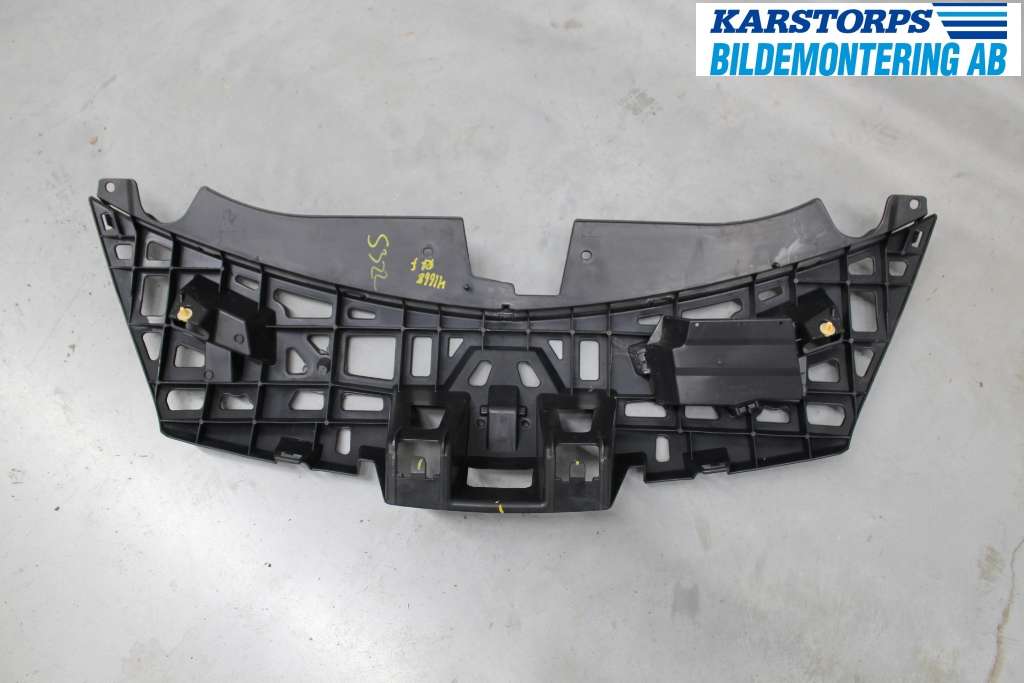 Renault CLIO III  09-12 Front Huvlåsplåt-Balk