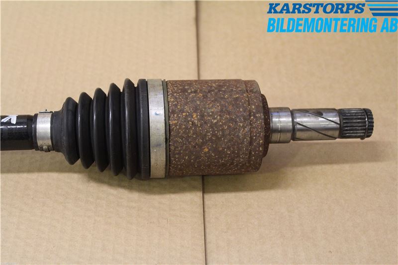 Volvo XC60 09-13 Drivaxel Bak Vänster