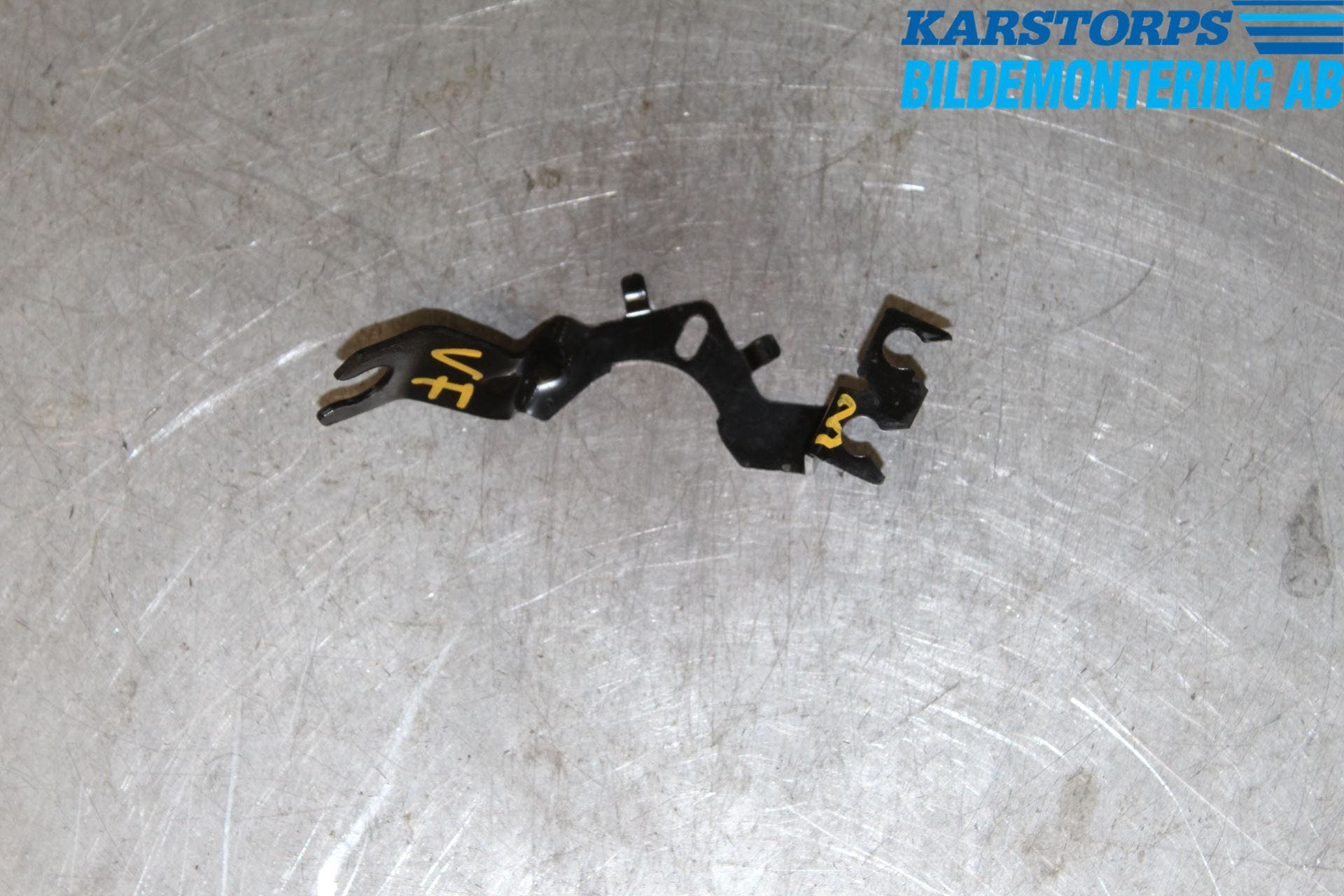 Renault CLIO IV 12-16 Bromsrör-Slang