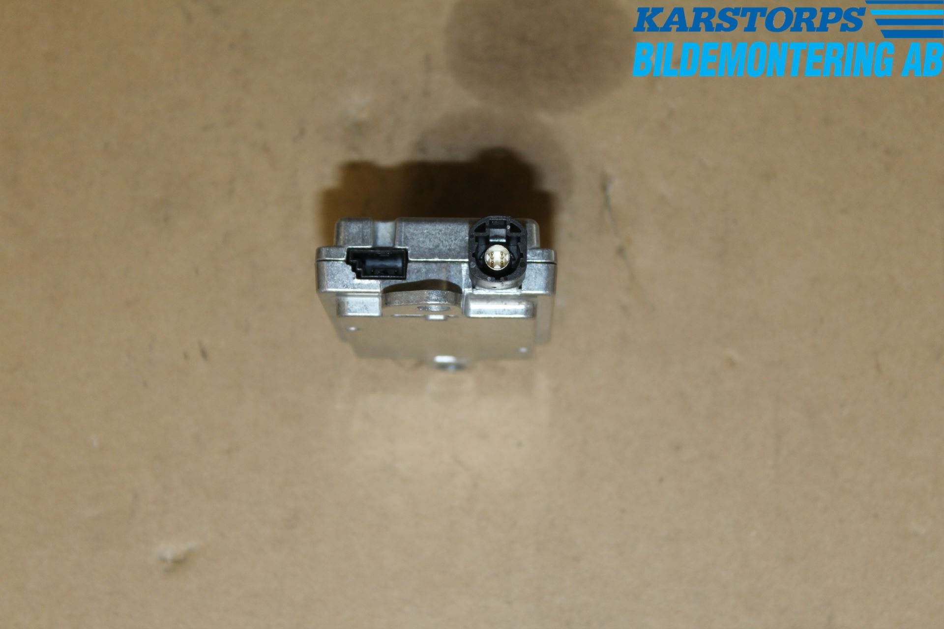 BMW 5 G30/G31/F90 17-23 Usb Connection