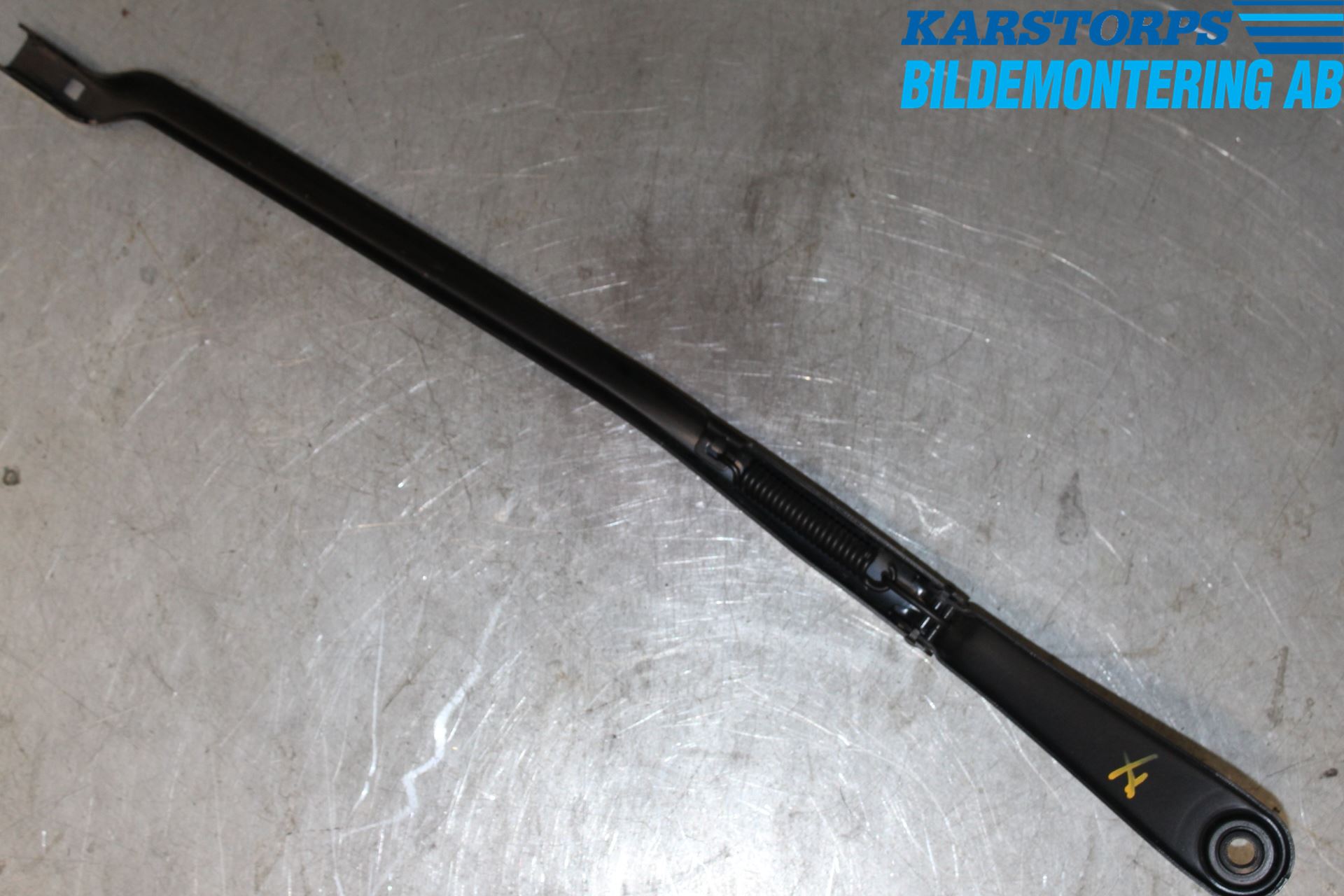BMW 5 G30/G31/F90 17-23 Torkararm Armar Vindruta