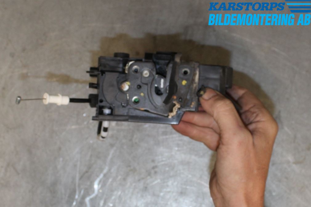 Peugeot 308 14-21 Låskista-Dörrlås