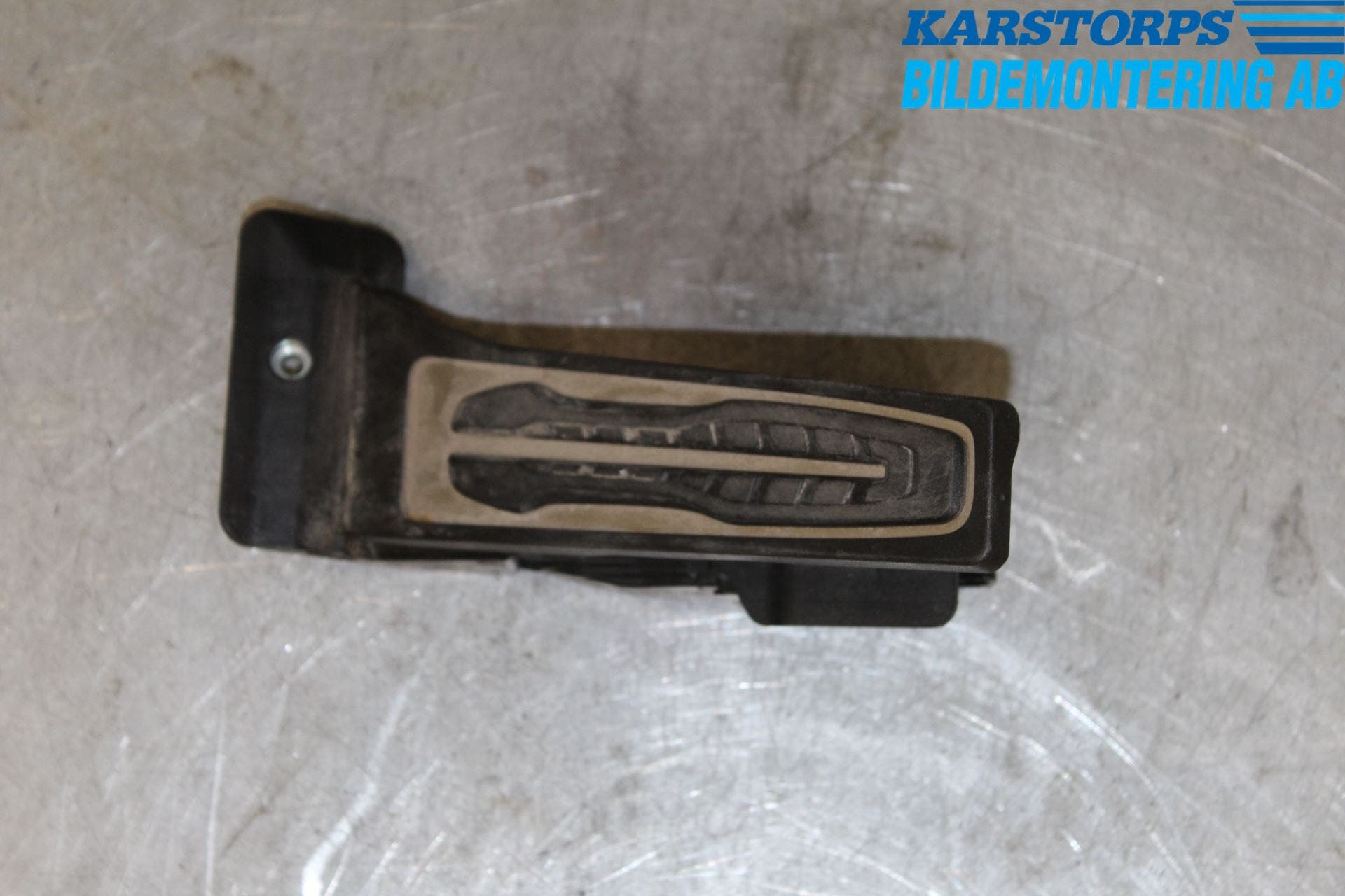 BMW 5 G30/G31/F90 17-23 Gaspedal