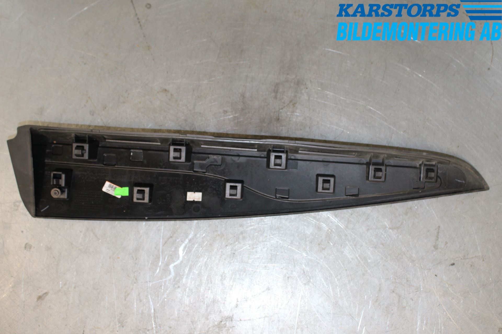 Renault CLIO IV 12-16 Dörr Dekorlist Bak Vä