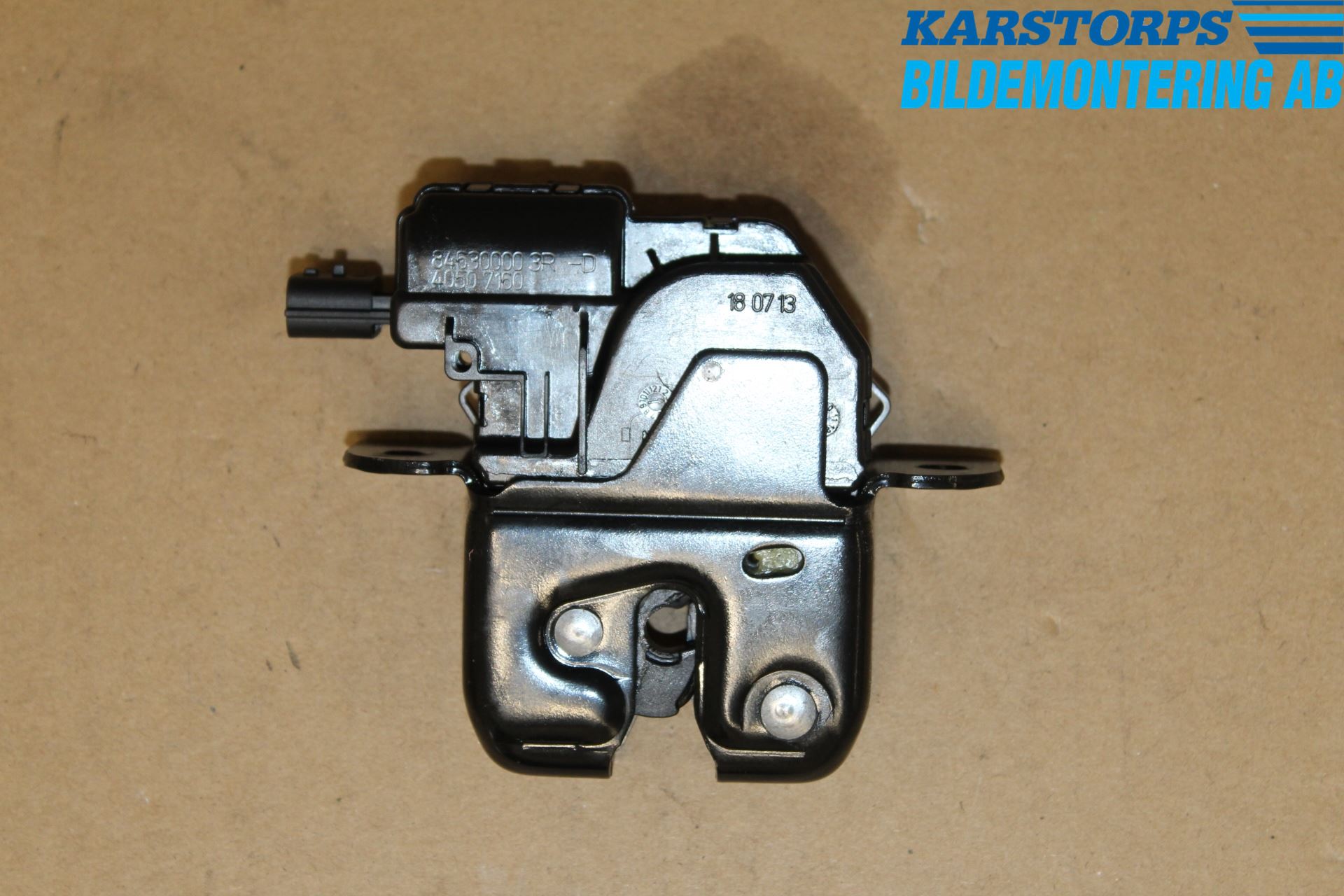 Renault CLIO IV 12-16 Låskista Baklucka