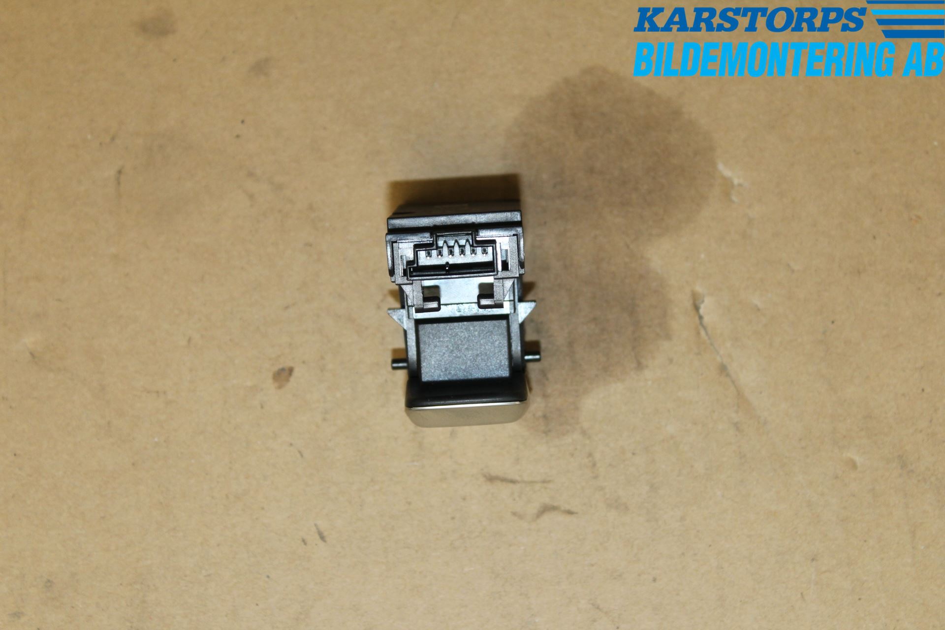 Mercedes-Benz MB E-KLASS (W213) 16-23 Strömställare Parkeringsbroms
