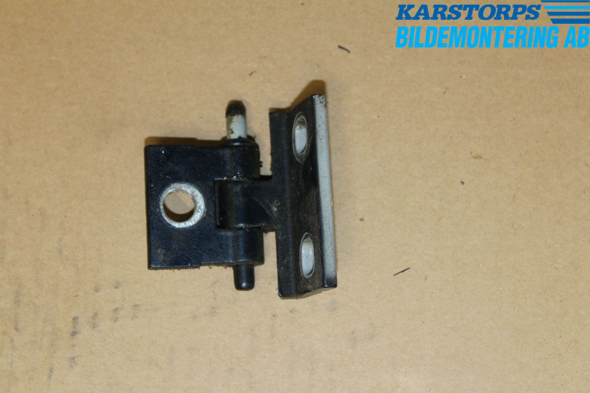 Volvo XC90 03-06 Dörrgångjärn