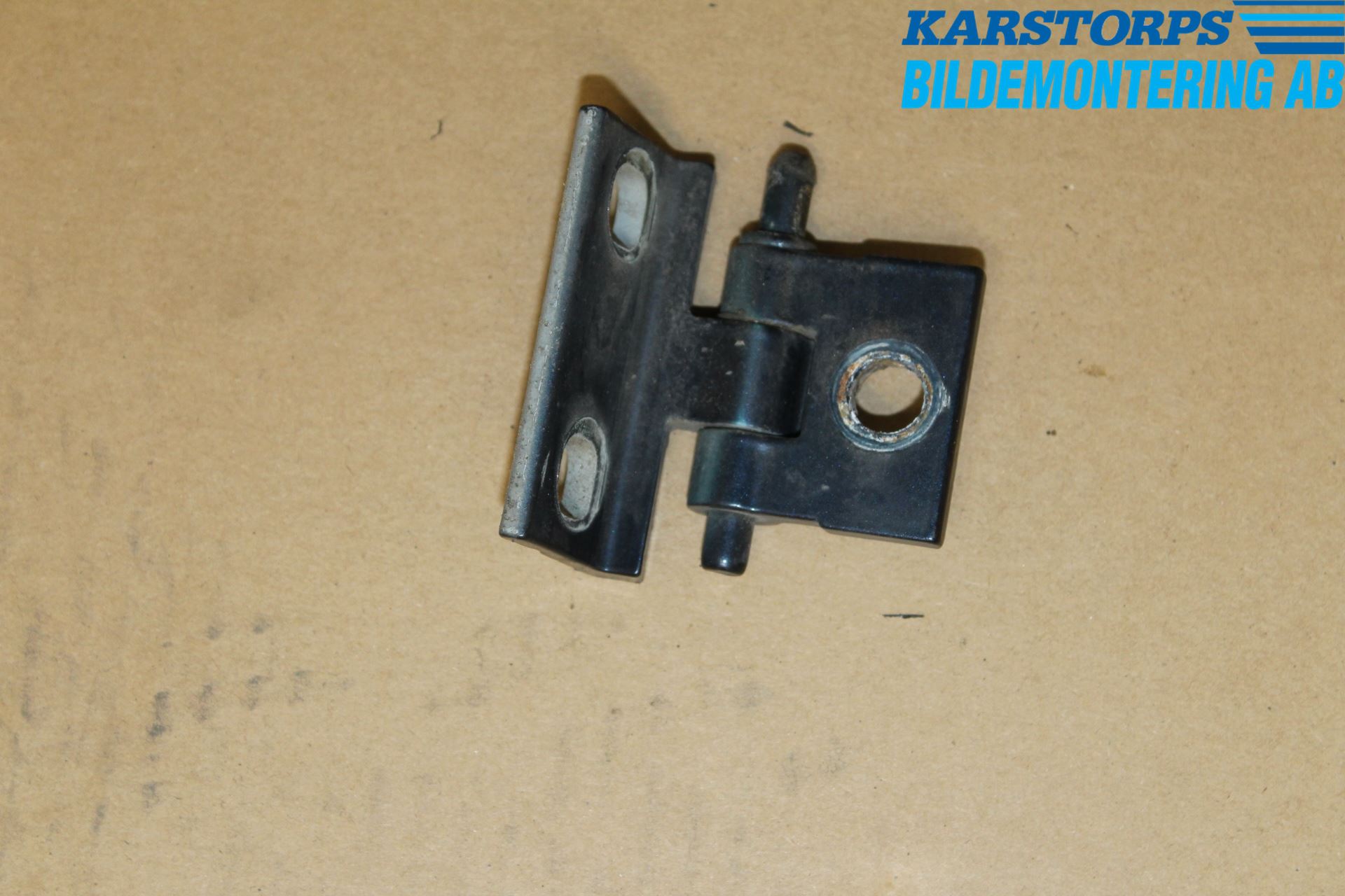 Volvo XC90 03-06 Dörrgångjärn