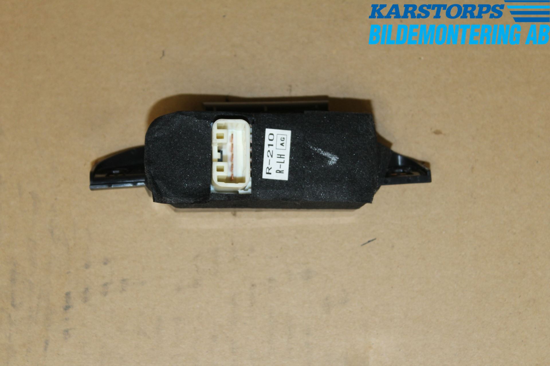 Subaru LEGACY    04-06 Strömställare Elhiss