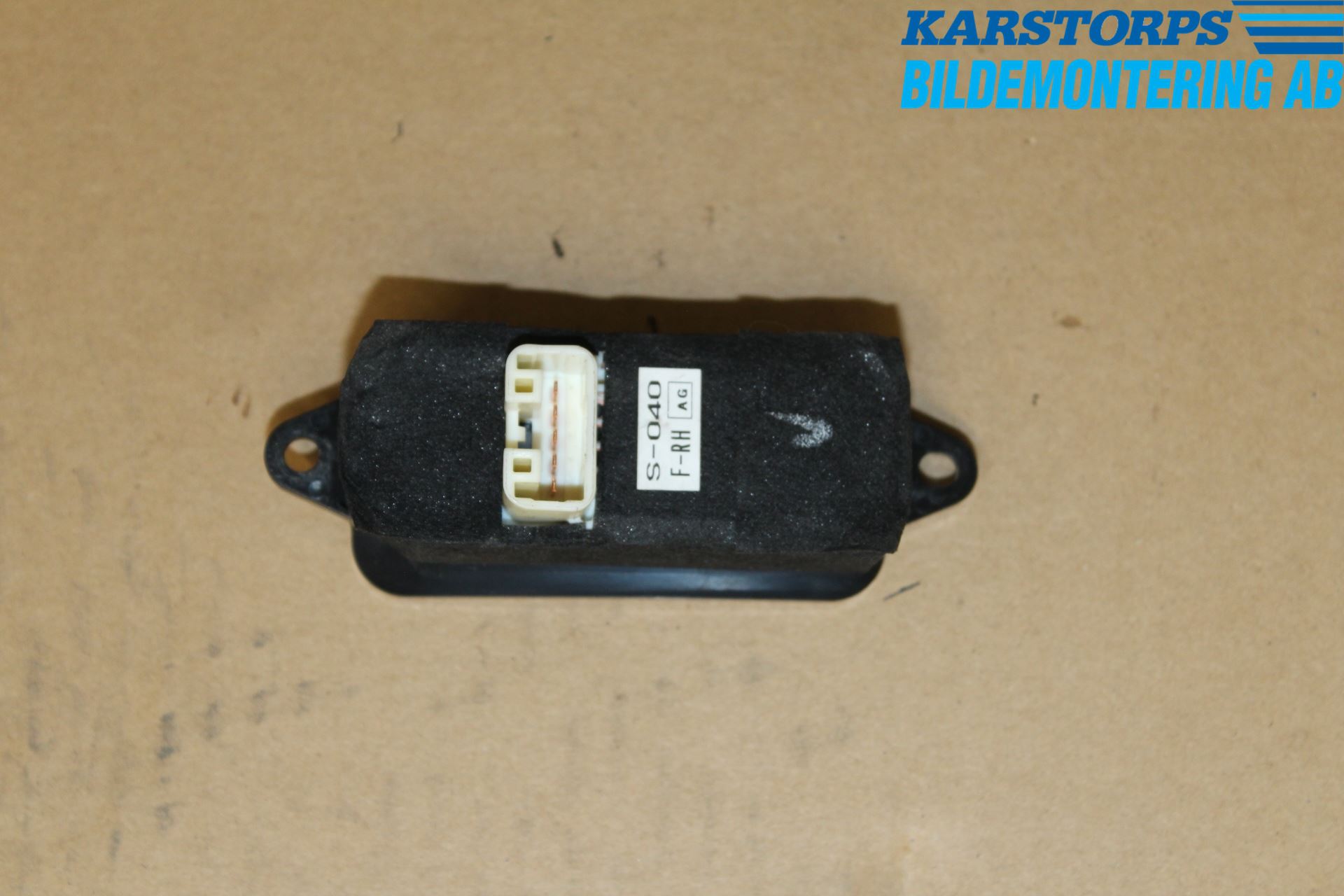 Subaru LEGACY    04-06 Strömställare Elhiss