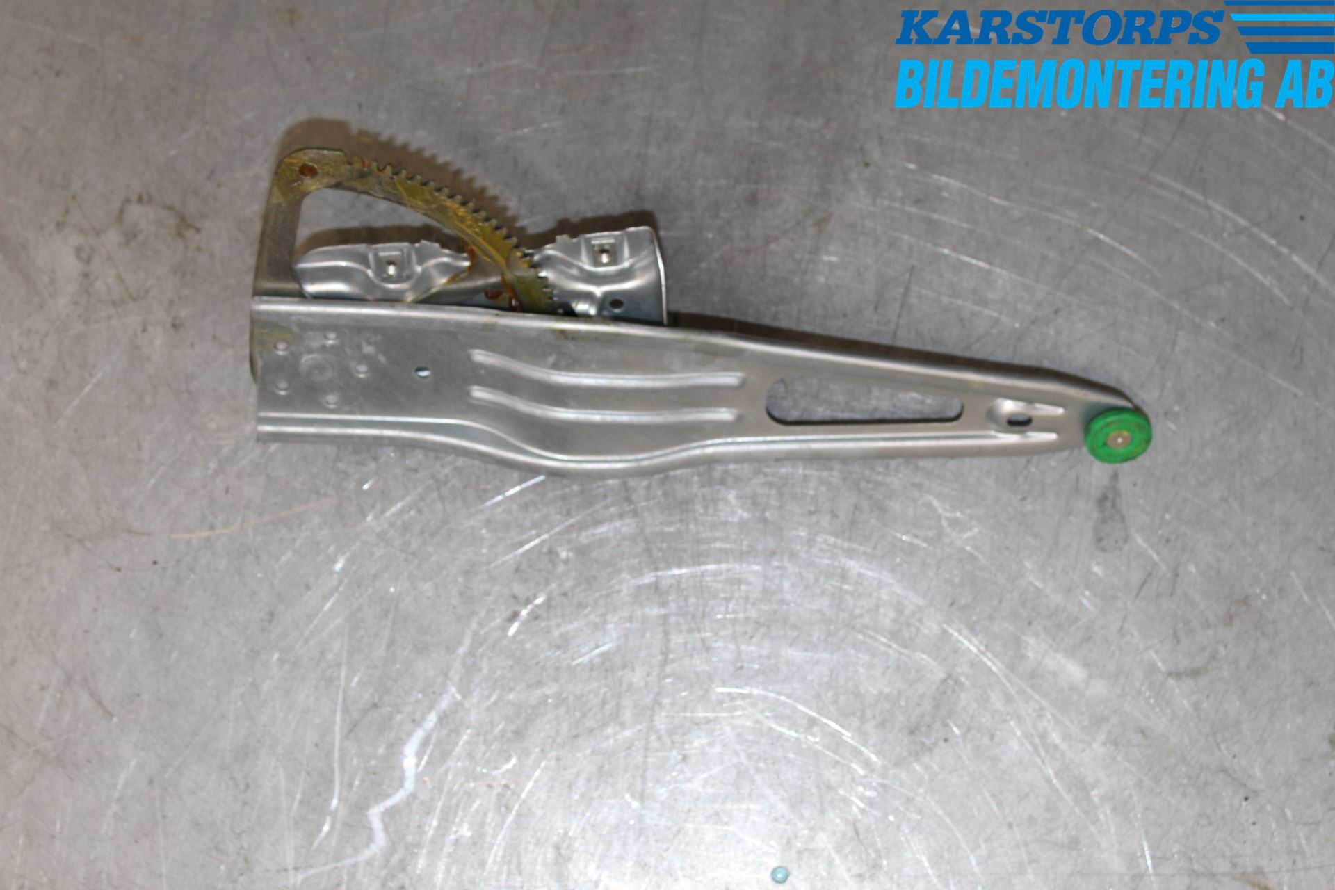 Toyota YARIS XP90 06-11 Fönsterhissats Manuell