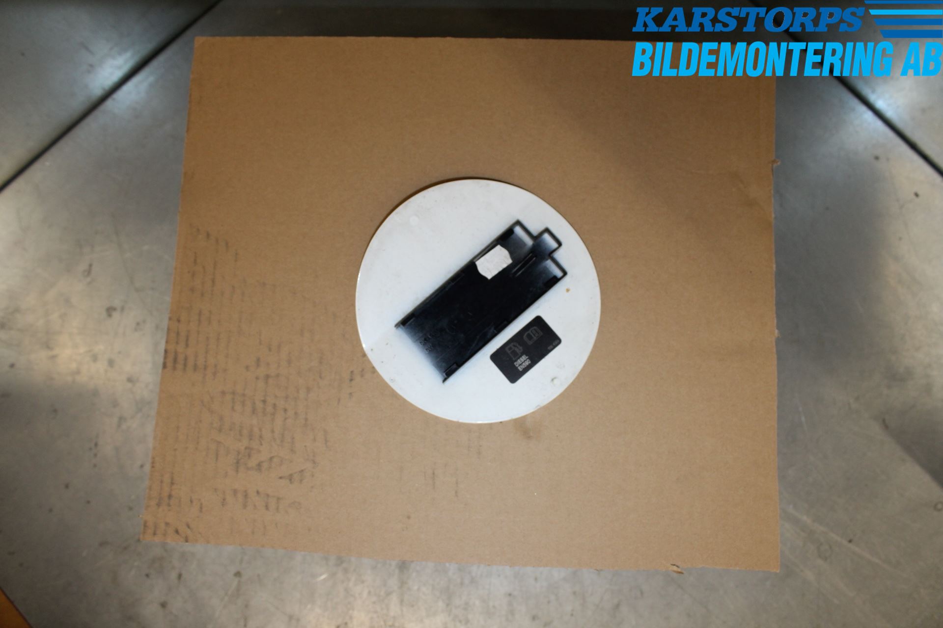 Opel ASTRA J 10-15 Tanklucka