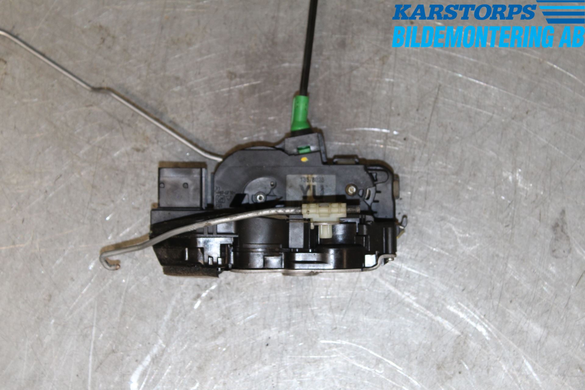 Opel ASTRA J 10-15 Låskista-Dörrlås