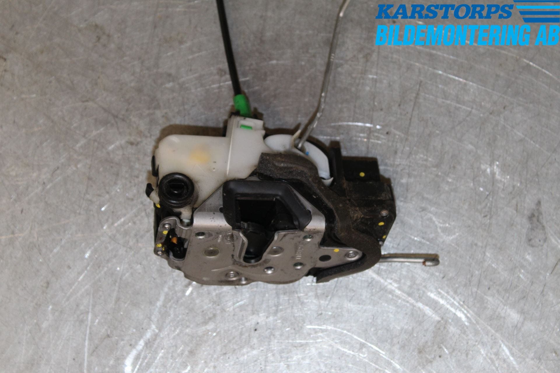 Opel ASTRA J 10-15 Låskista-Dörrlås