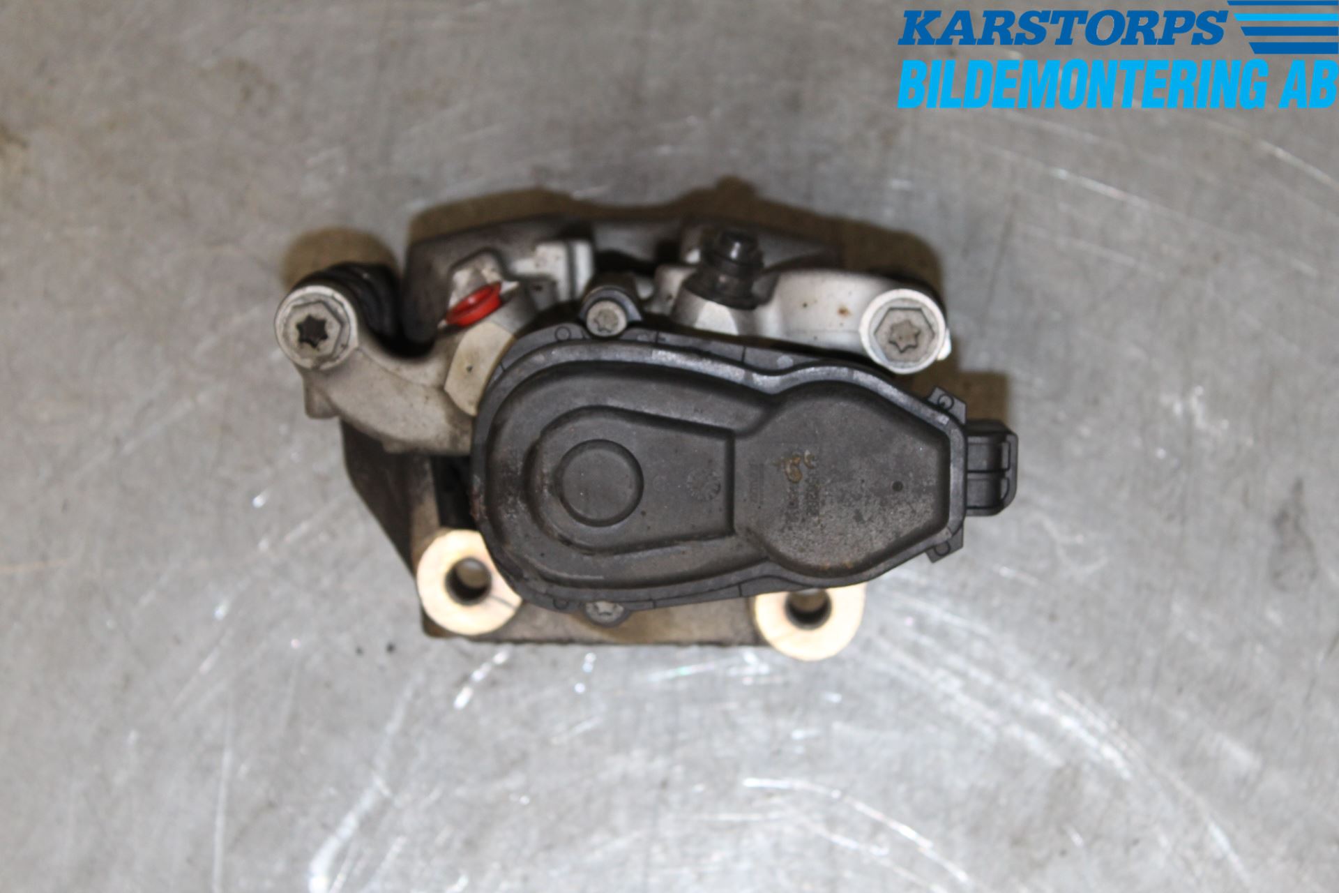 Mercedes-Benz MB E-KLASS (W213) 16-23 Bromsok Bak Vänster