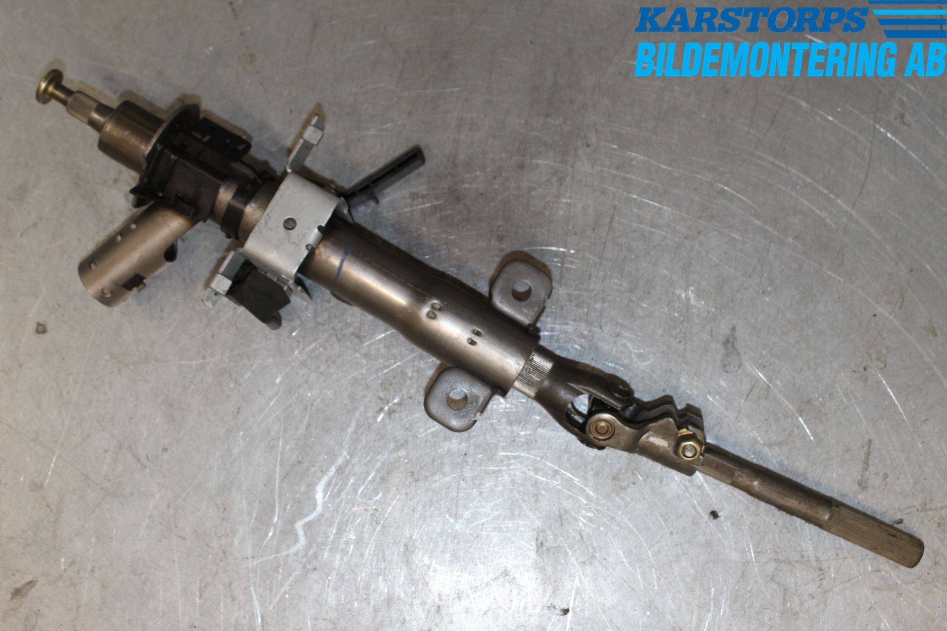 Citroen BERLINGO      -02 Rattaxelagg Justerbart