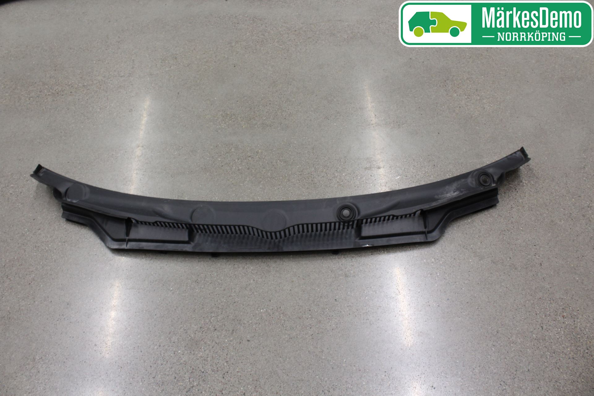 BMW 2 F46 GRAN TOURER 15-22 Torpedplåt-Torpedplast