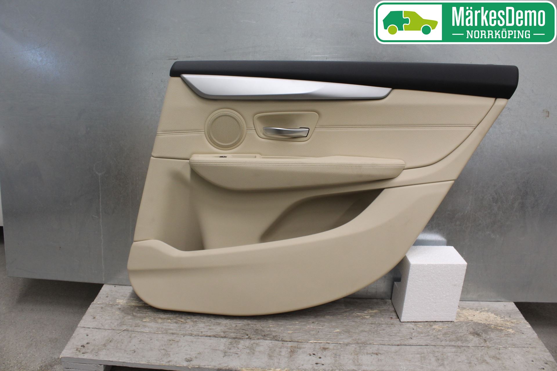 BMW 2 F46 GRAN TOURER 15-22 Dörrklädsel Hö