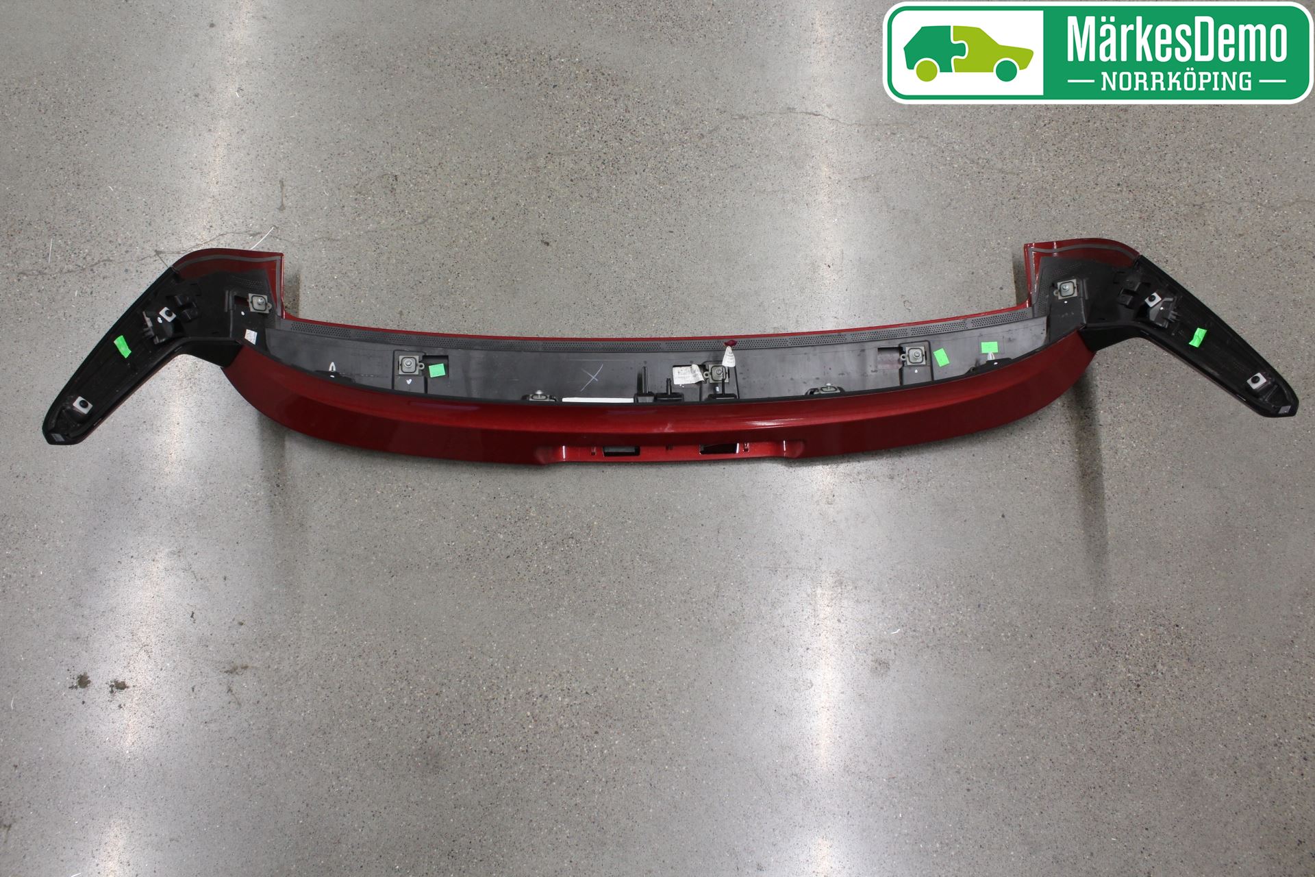 BMW 2 F46 GRAN TOURER 15-22 Spoiler Baklucka