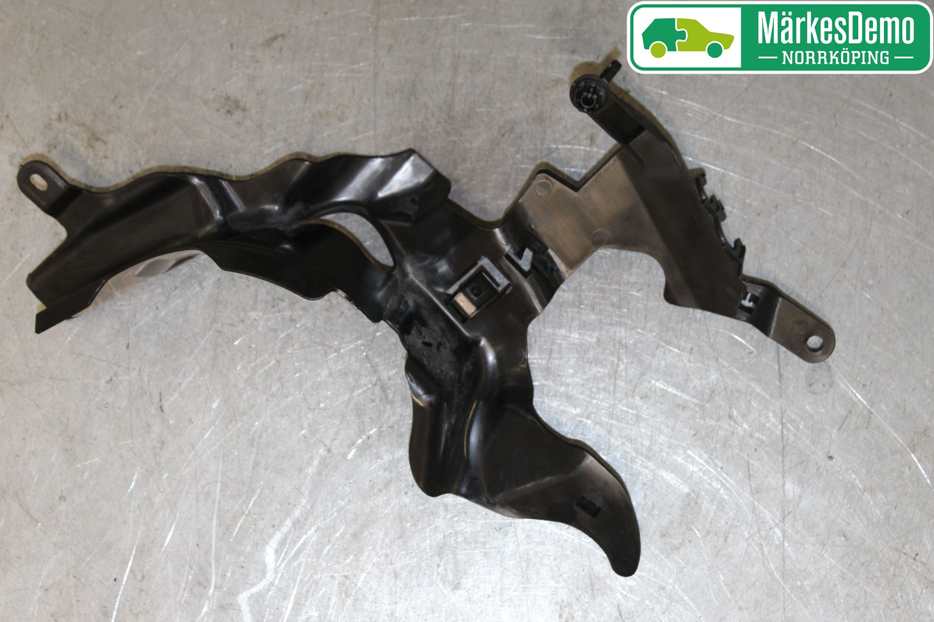 Volvo S60 14-18 Skärm Inner