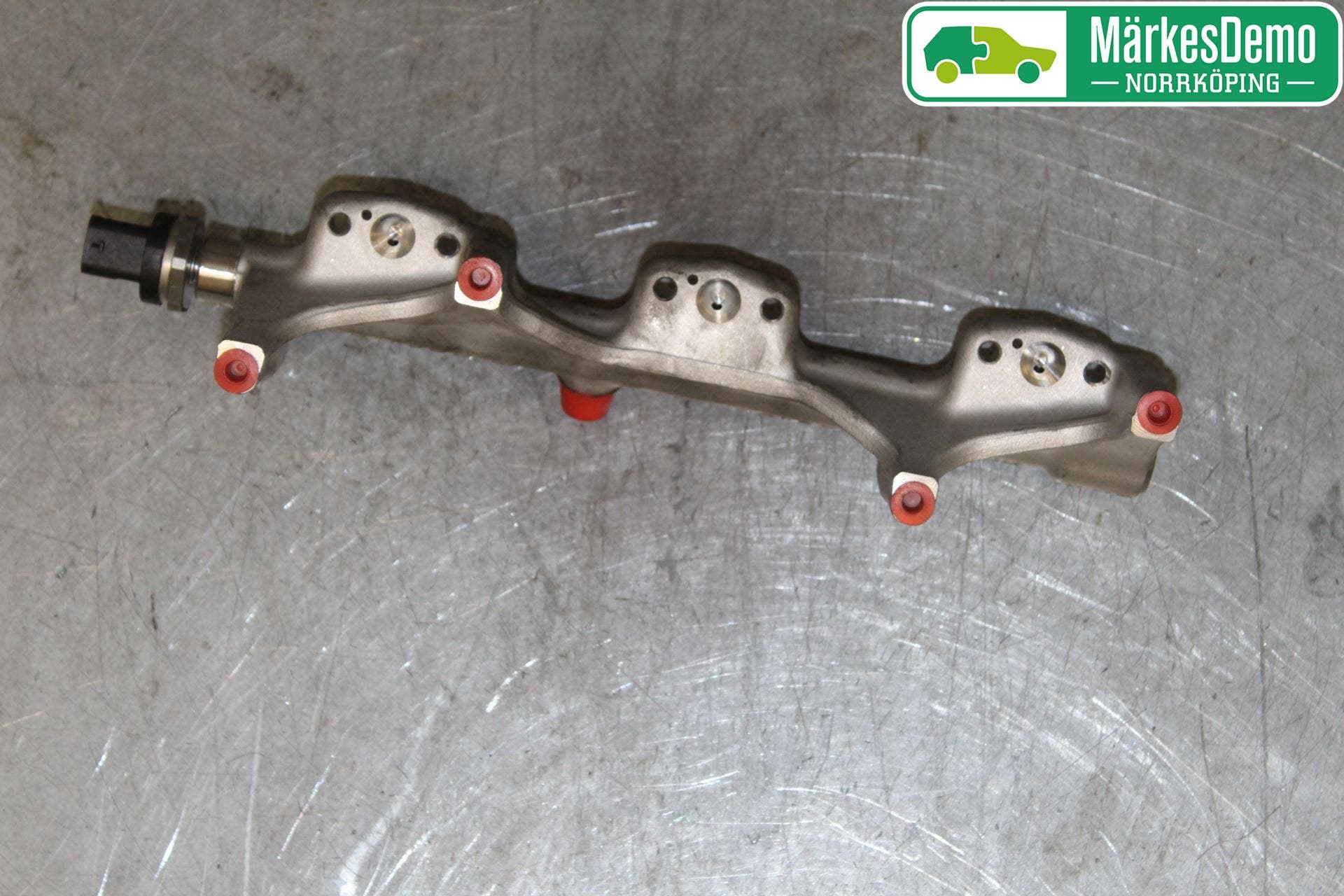 BMW 2 F46 GRAN TOURER 15-22 Injspridarrör