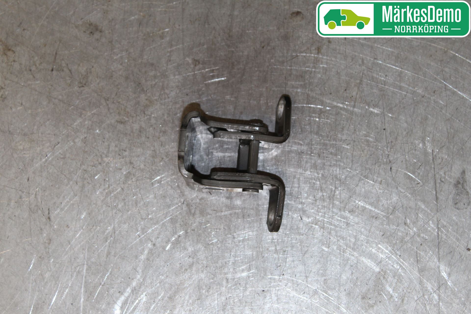 Saab 9-3 VER2/VER3 08-15 Dörrgångjärn