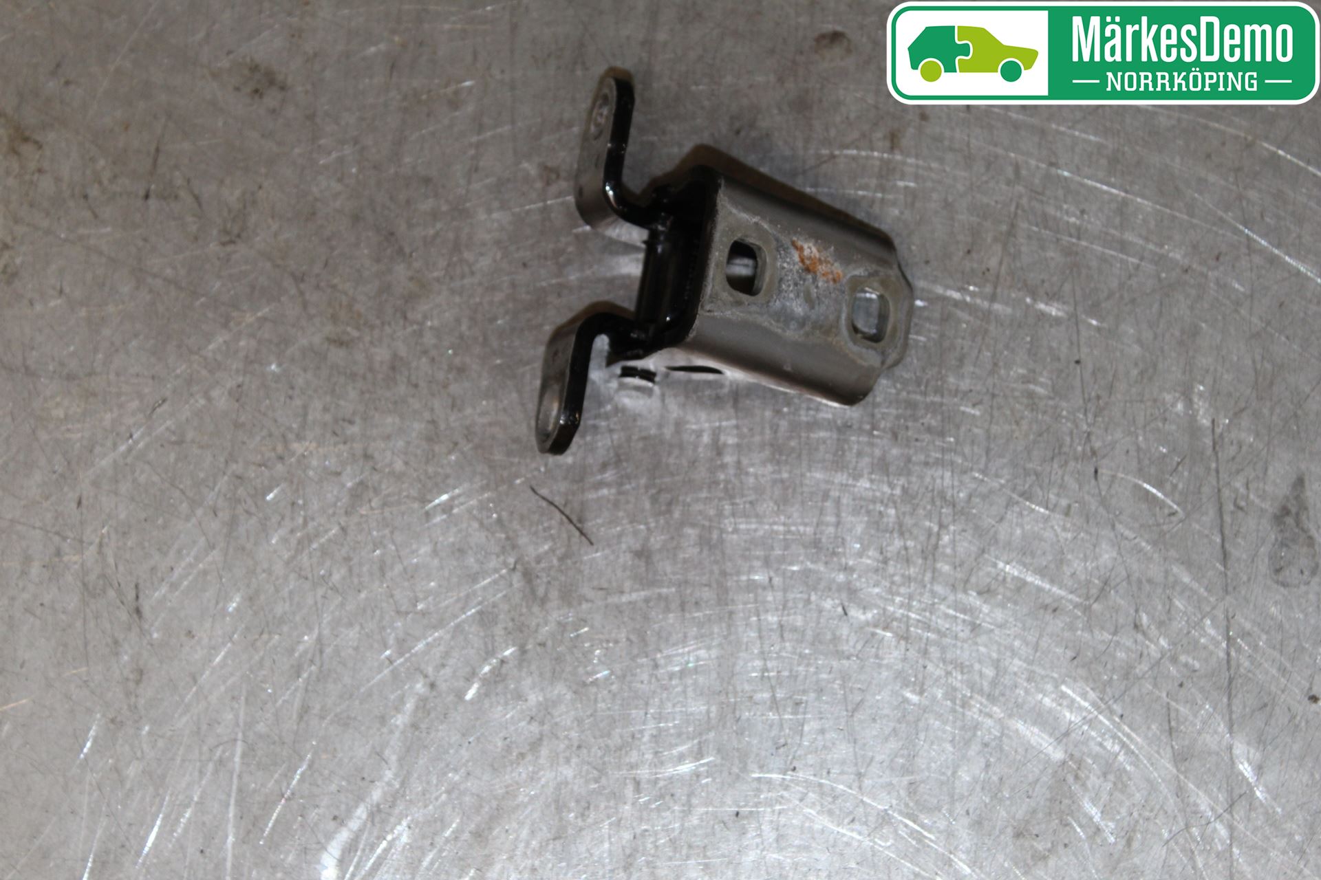 Saab 9-3 VER2/VER3 08-15 Dörrgångjärn