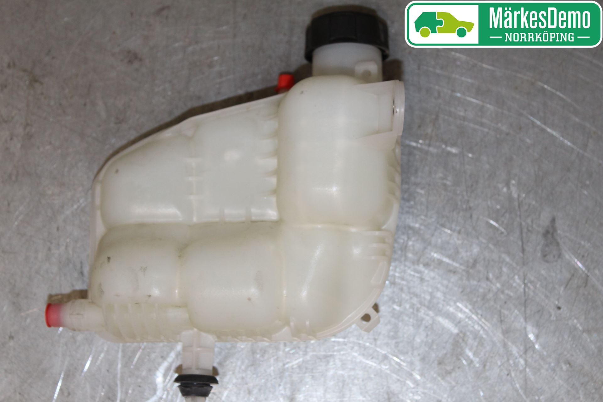 BMW 2 F46 GRAN TOURER 15-22 Expansionstank