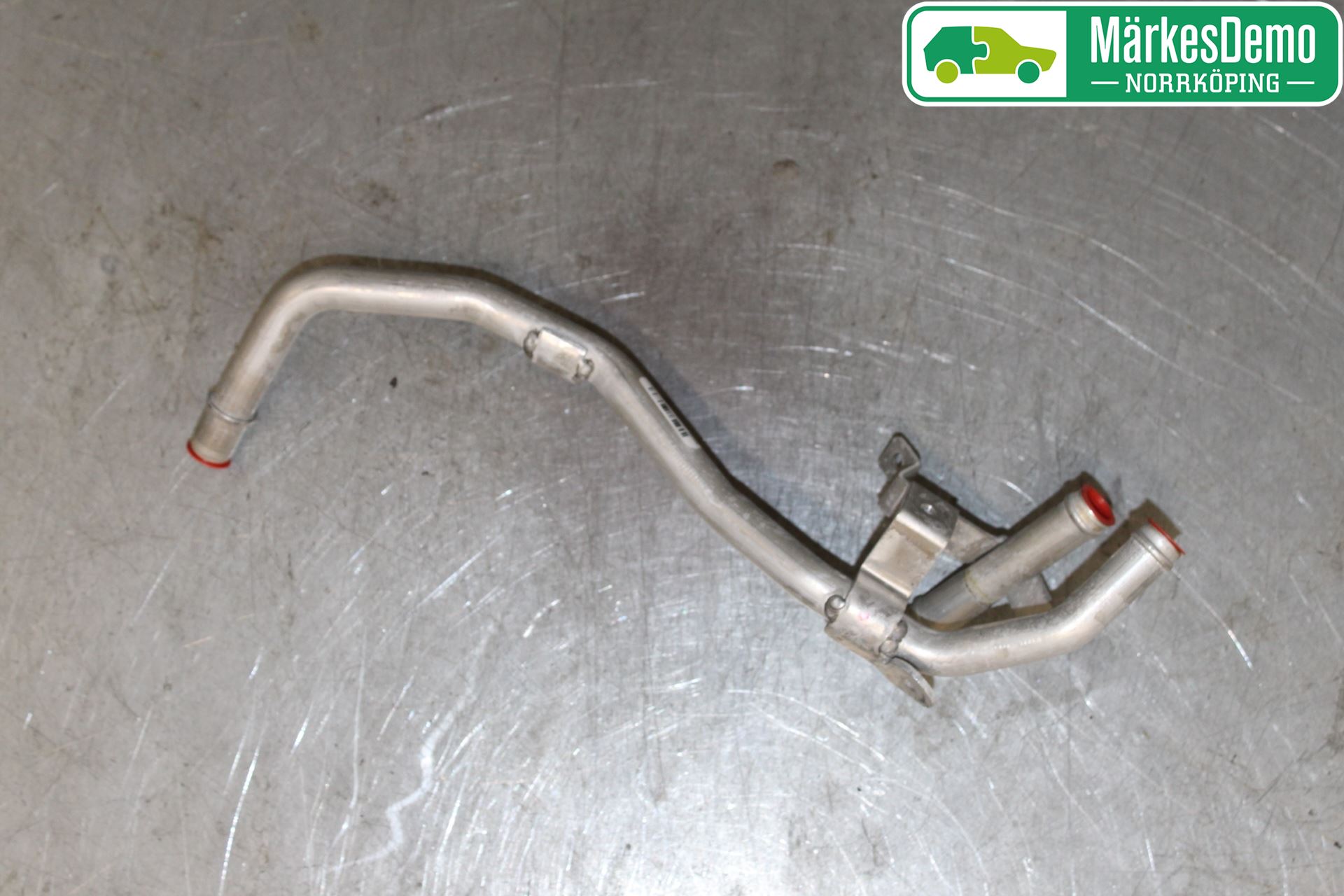 Landrover LAND ROVER RANGE ROVER EVOQUE (L538) 11-18 Kylarslang Fäst På Motor