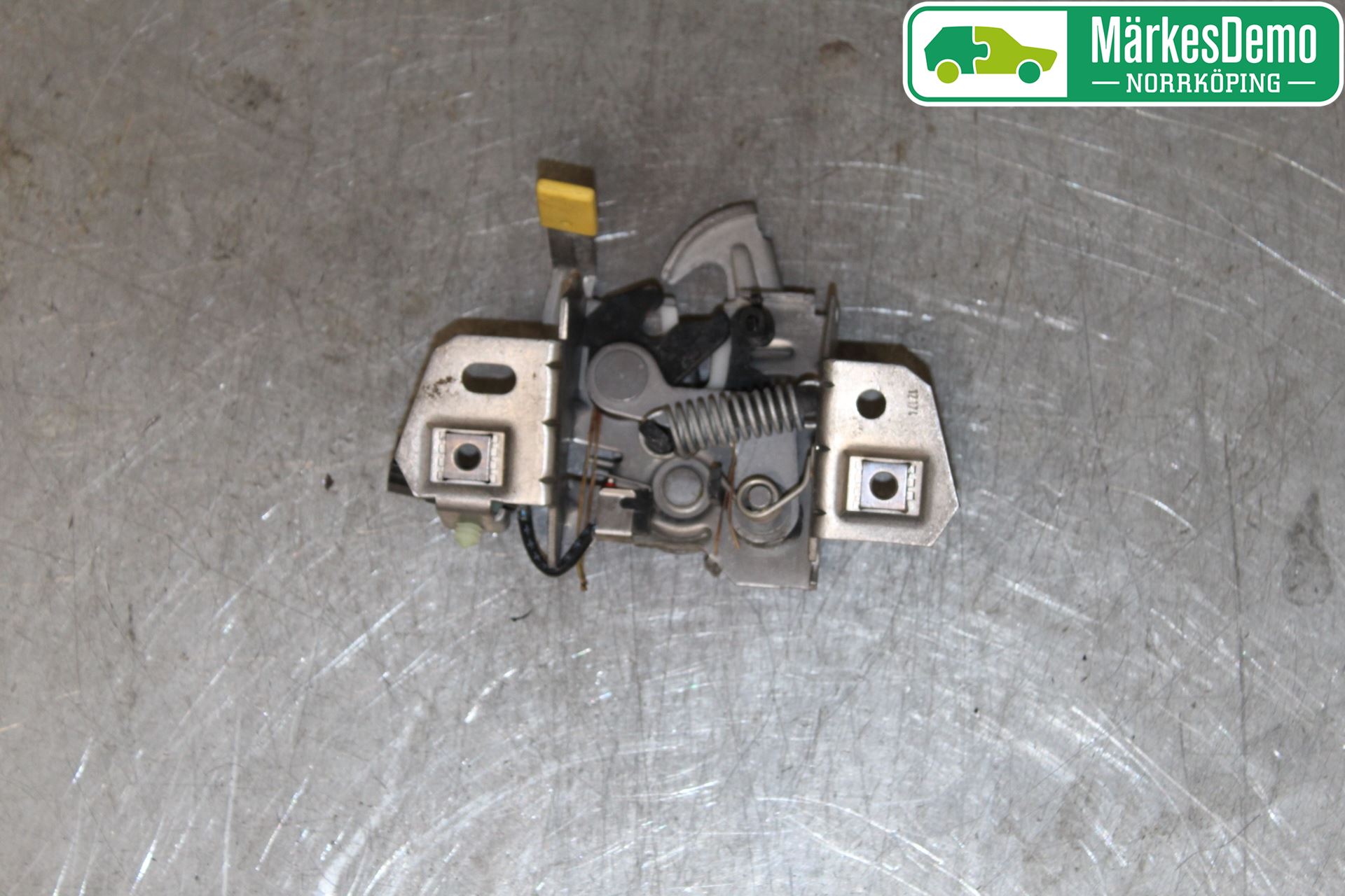 Volvo S40 04-07 Huvlås