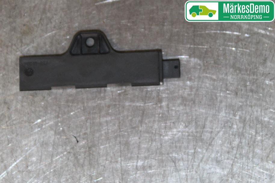 BMW 2 F46 GRAN TOURER 15-22 Antennförstärkare
