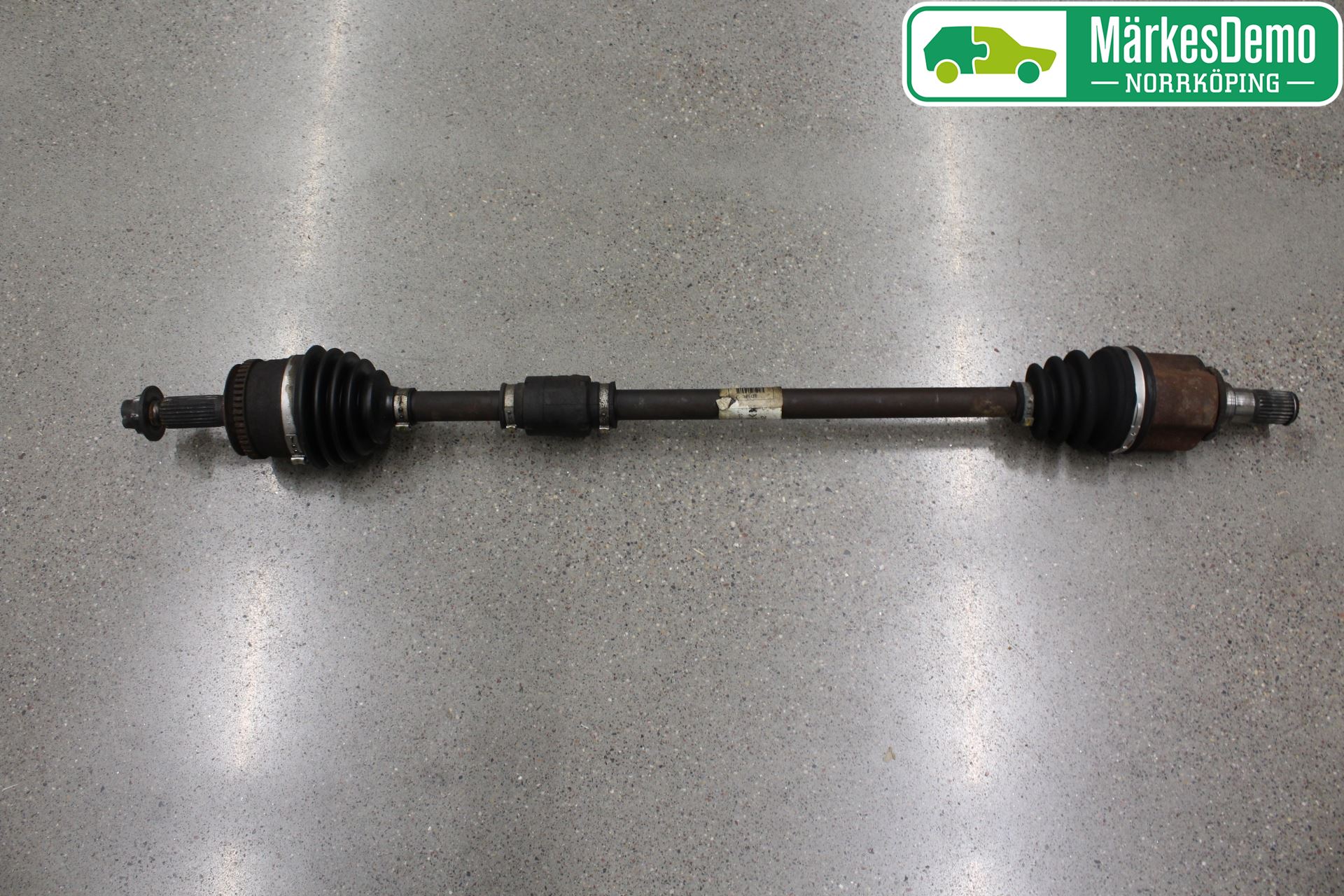 Hyundai i10 PA 08-13 Drivaxel Fram Höger