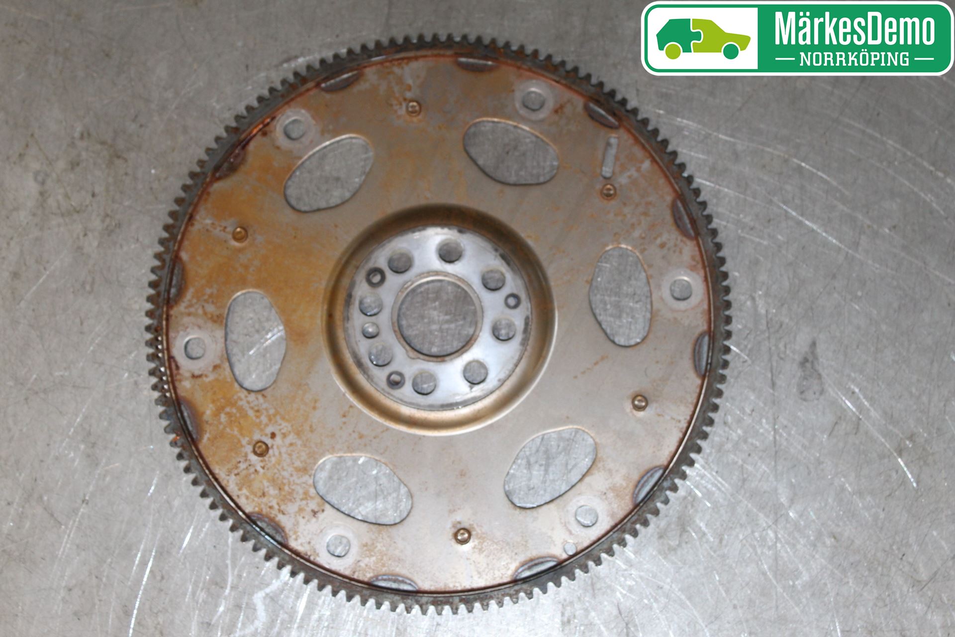 BMW 5 G30/G31/F90 17-23 Svänghjul Aut
