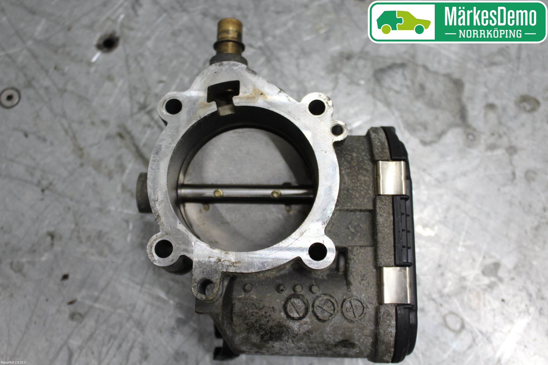 Peugeot 406     99-04 Injspjällhus