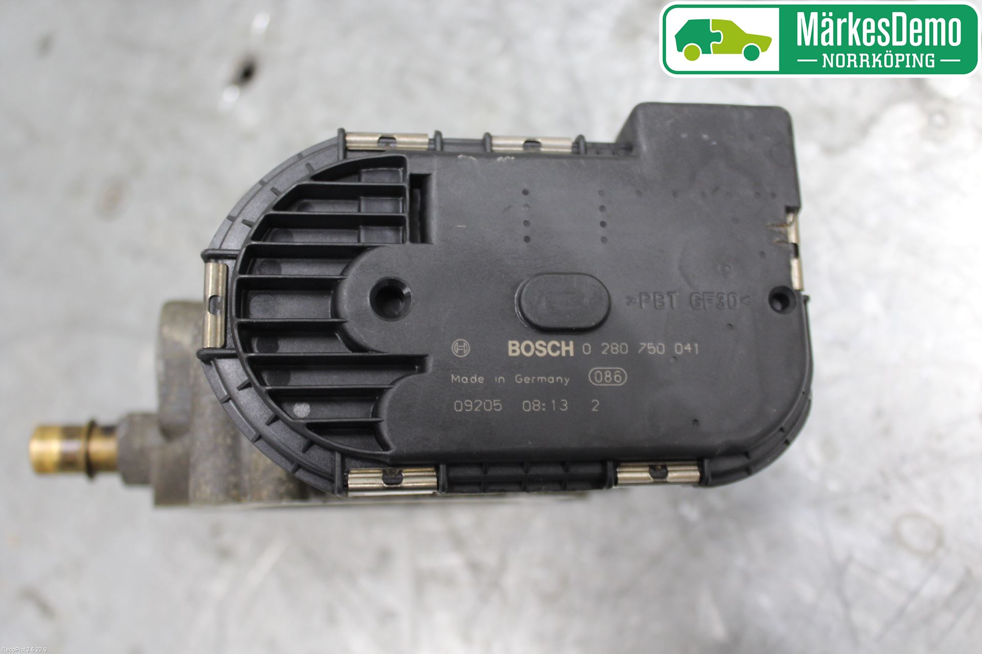 Peugeot 406     99-04 Injspjällhus