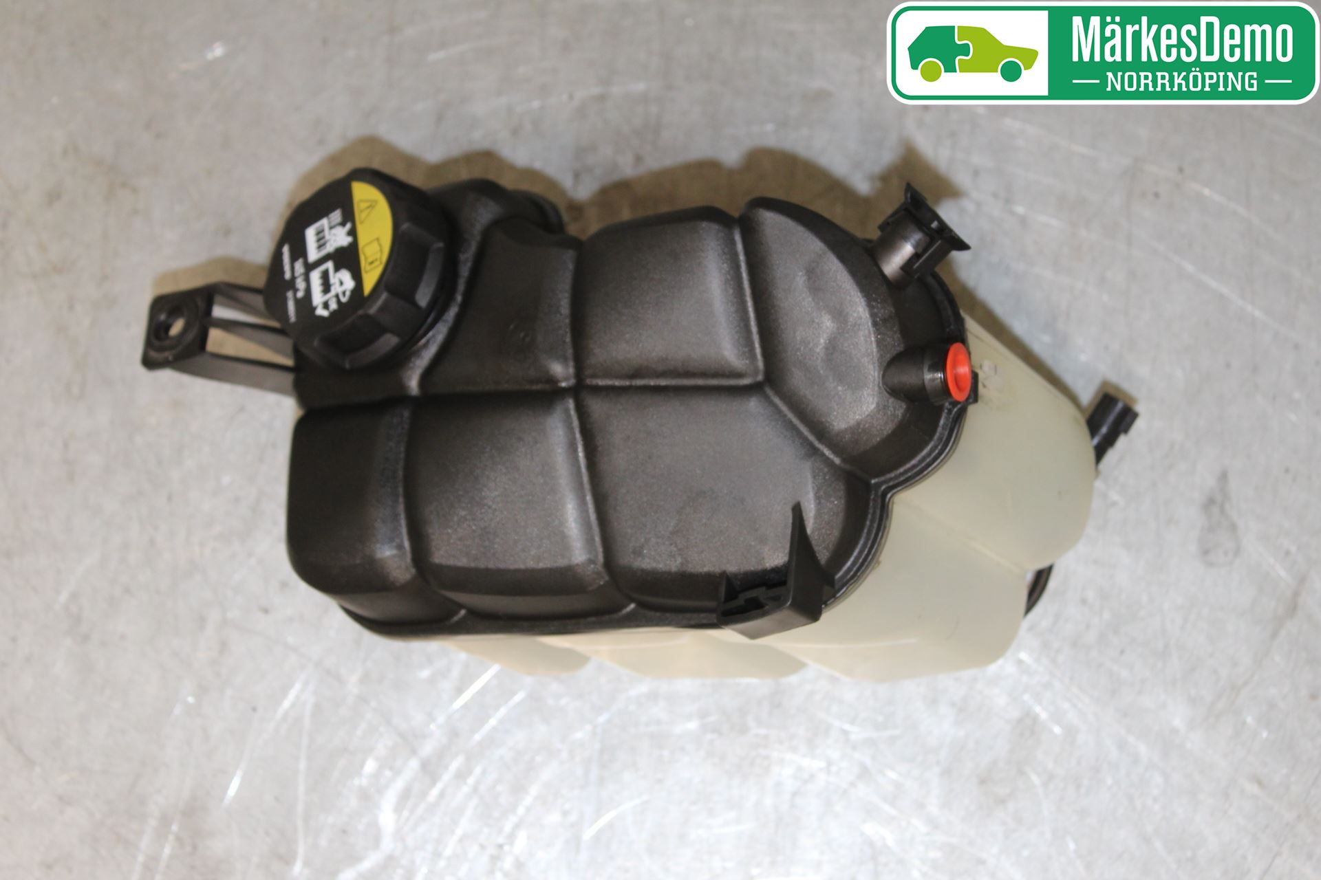 Volvo V70 14-16 Expansionstank