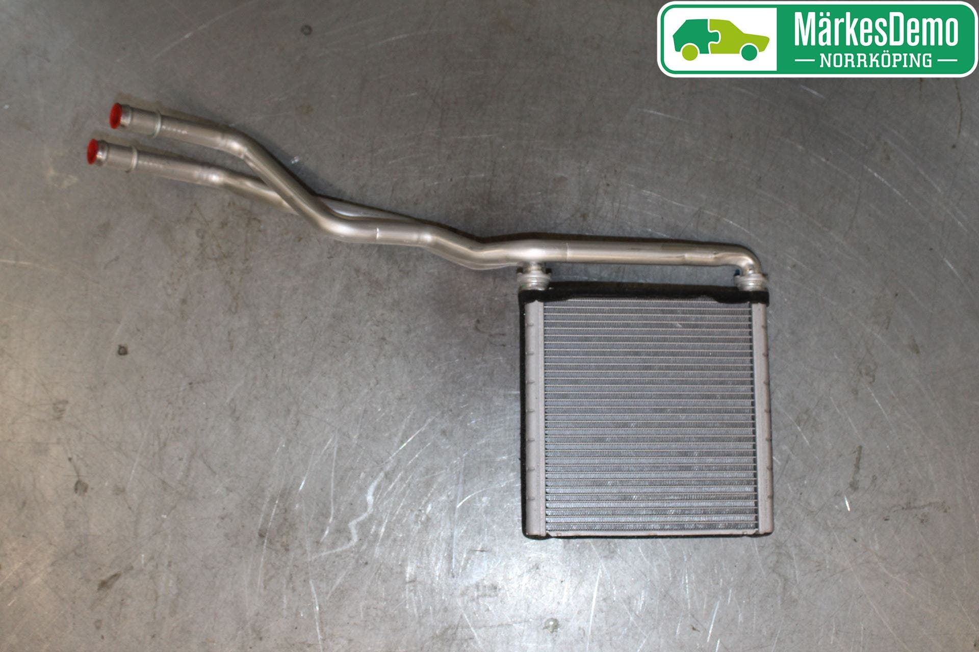 BMW 2 F46 GRAN TOURER 15-22 Värme Cellpaket