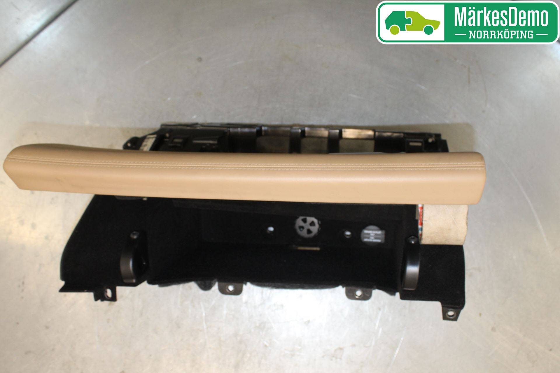 Porsche PANAMERA 09- Handskfack