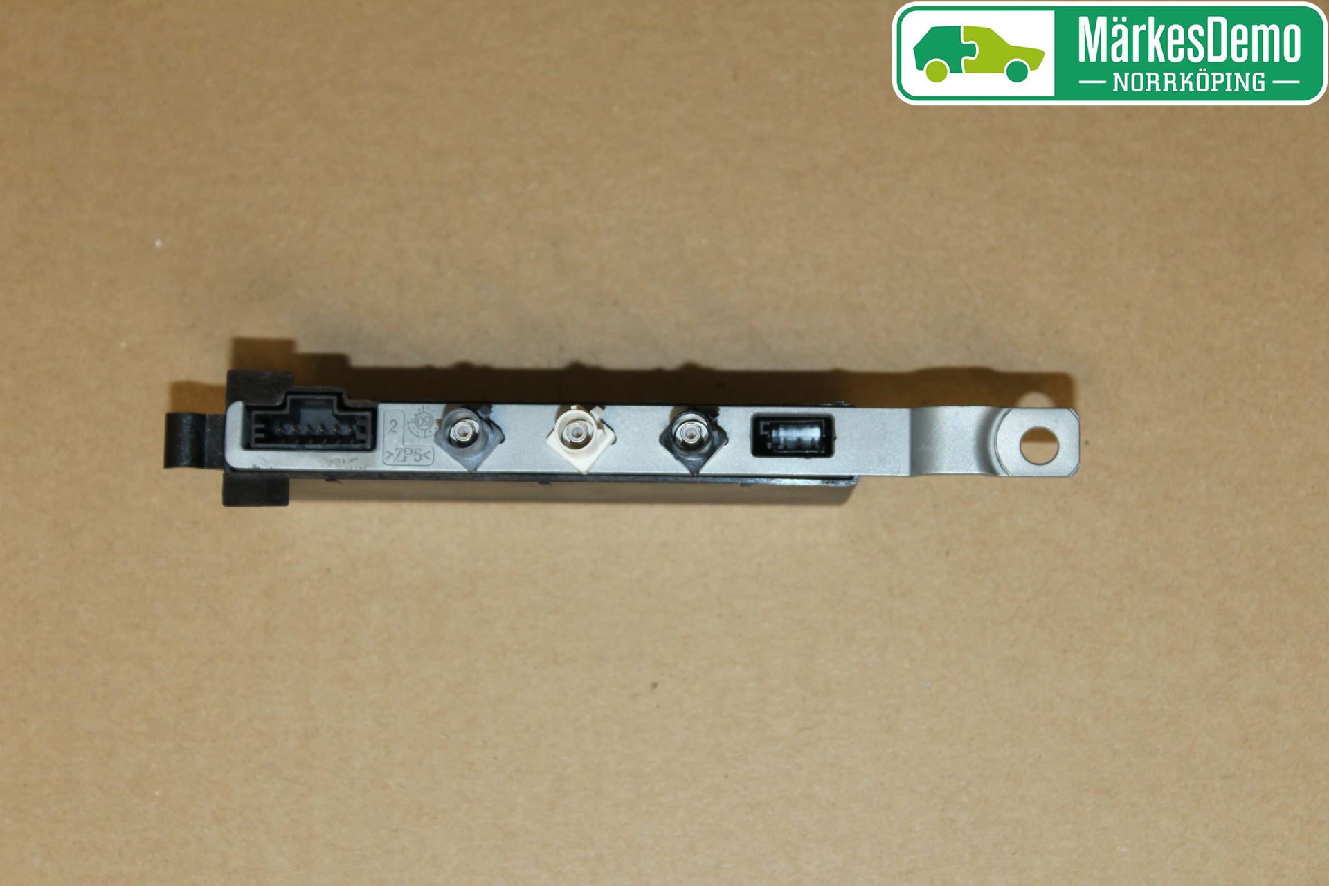 Porsche PANAMERA 09- Antennförstärkare