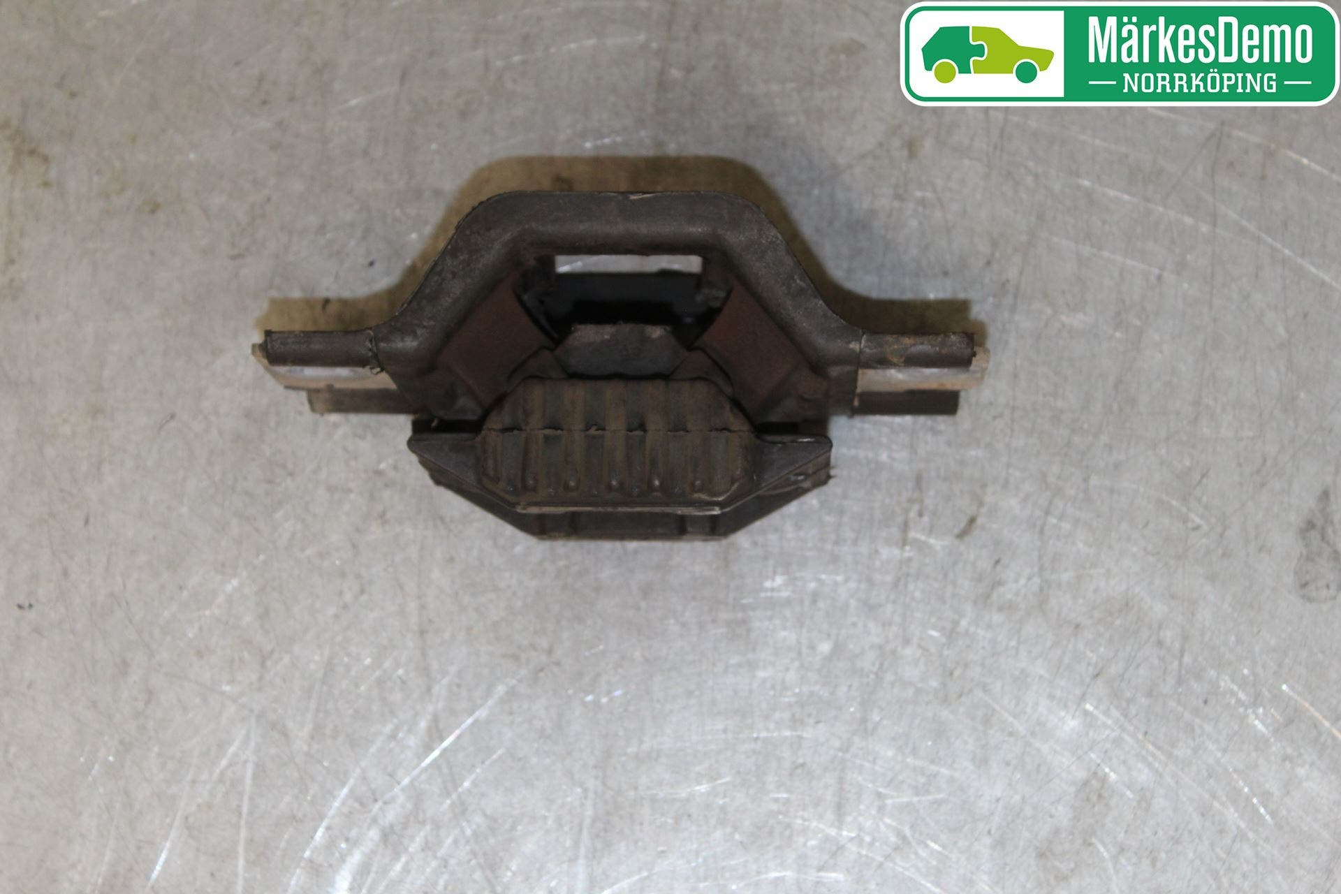 Ford FIESTA     06-08 Växellådskudde