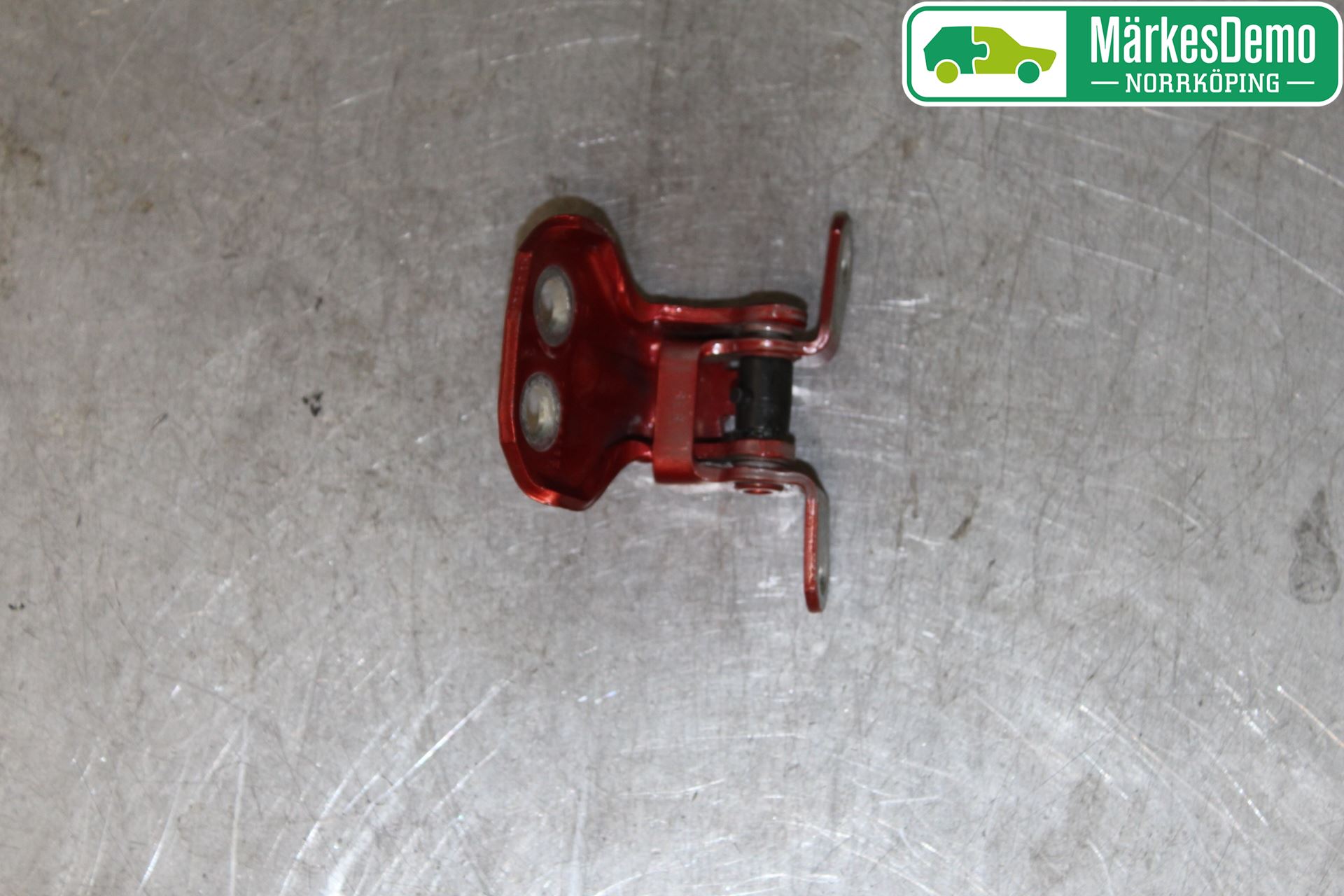 Ford FIESTA     06-08 Dörrgångjärn