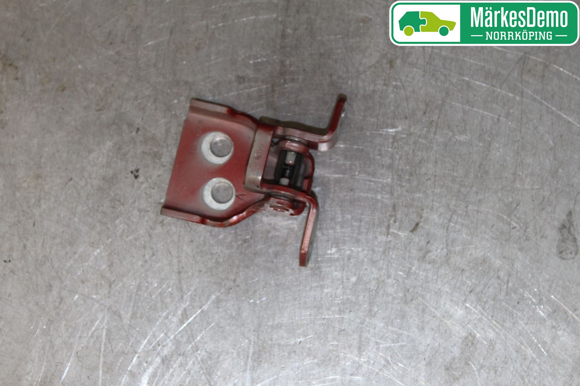 Ford FIESTA     06-08 Dörrgångjärn