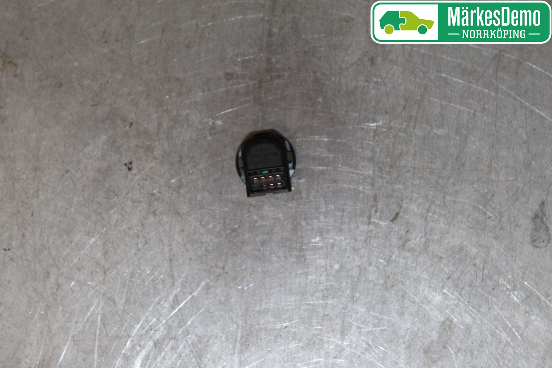 Ford FIESTA     06-08 Strömställare Spegel