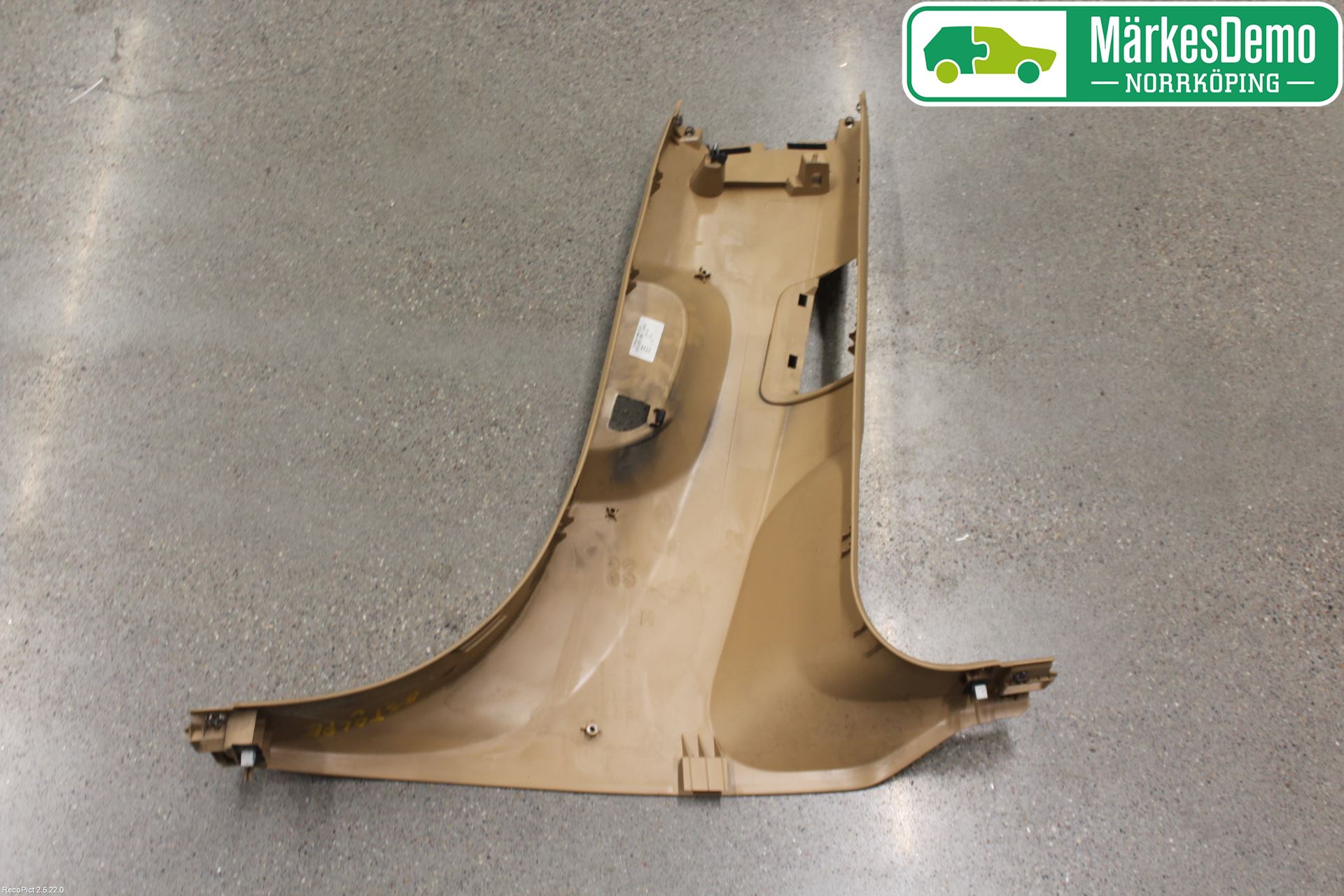 Porsche PANAMERA 09- Inr Plastd A-B-C Stolpe