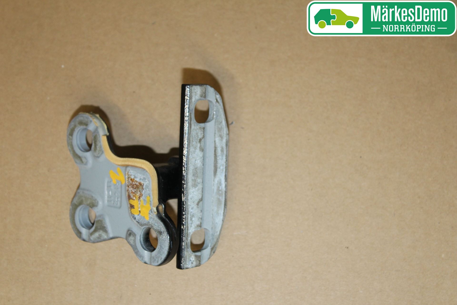 Volvo V60 11-13 Dörrgångjärn